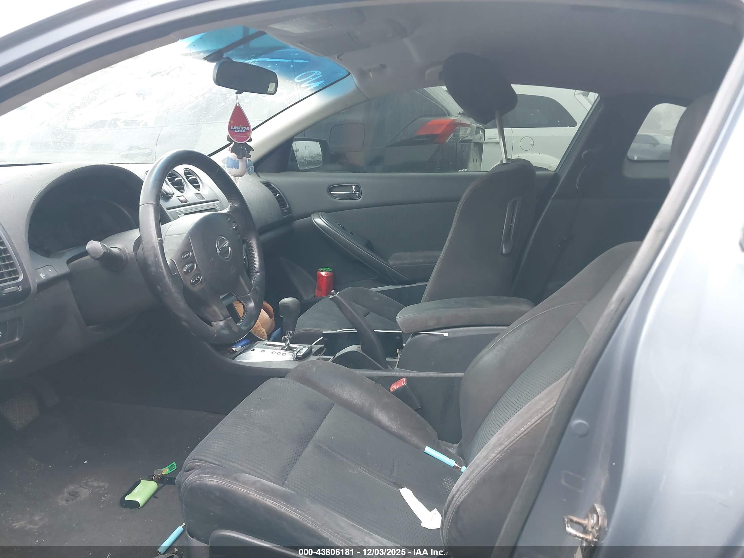 NISSAN ALTIMA image 5