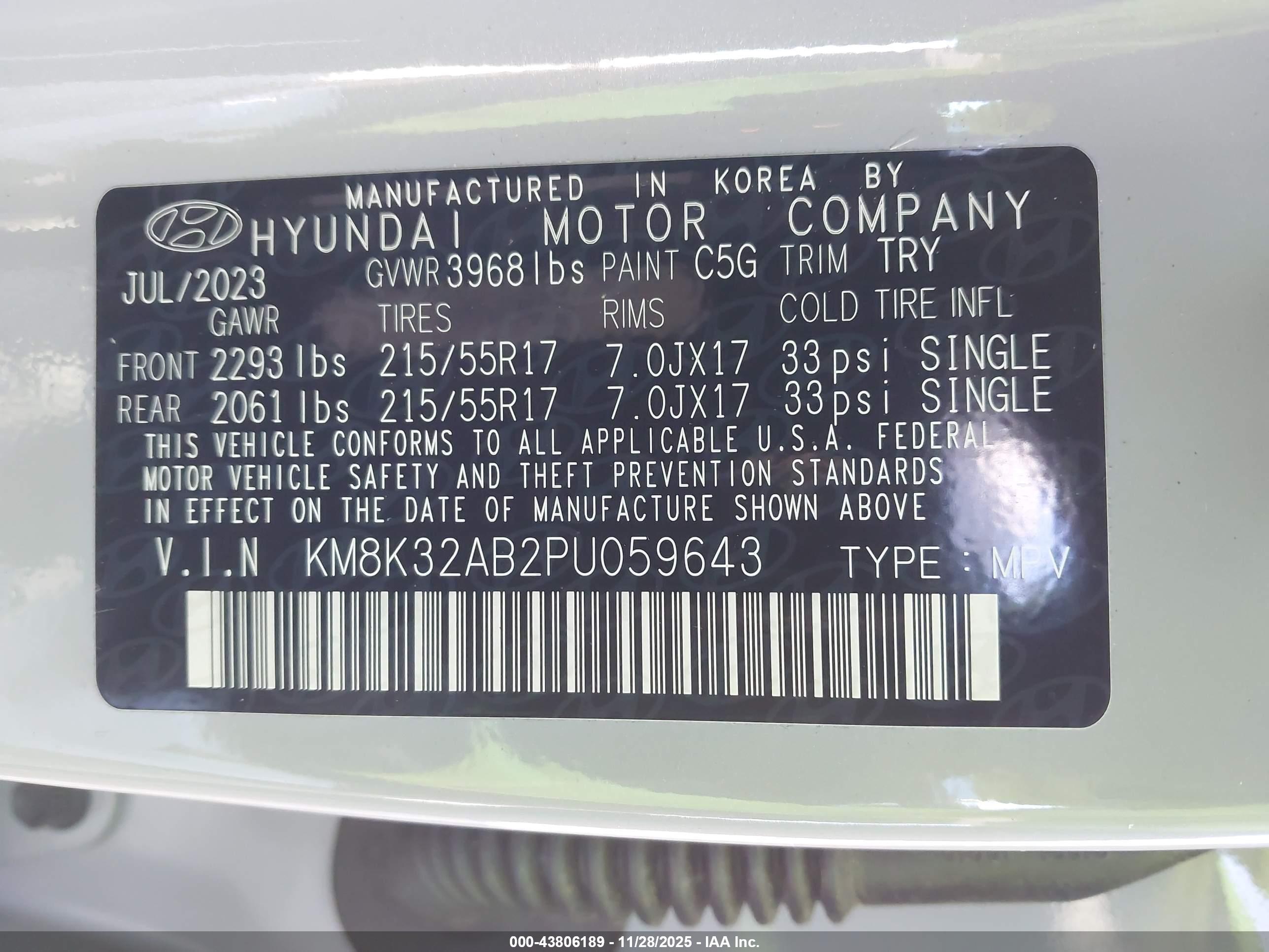 HYUNDAI KONA image 9