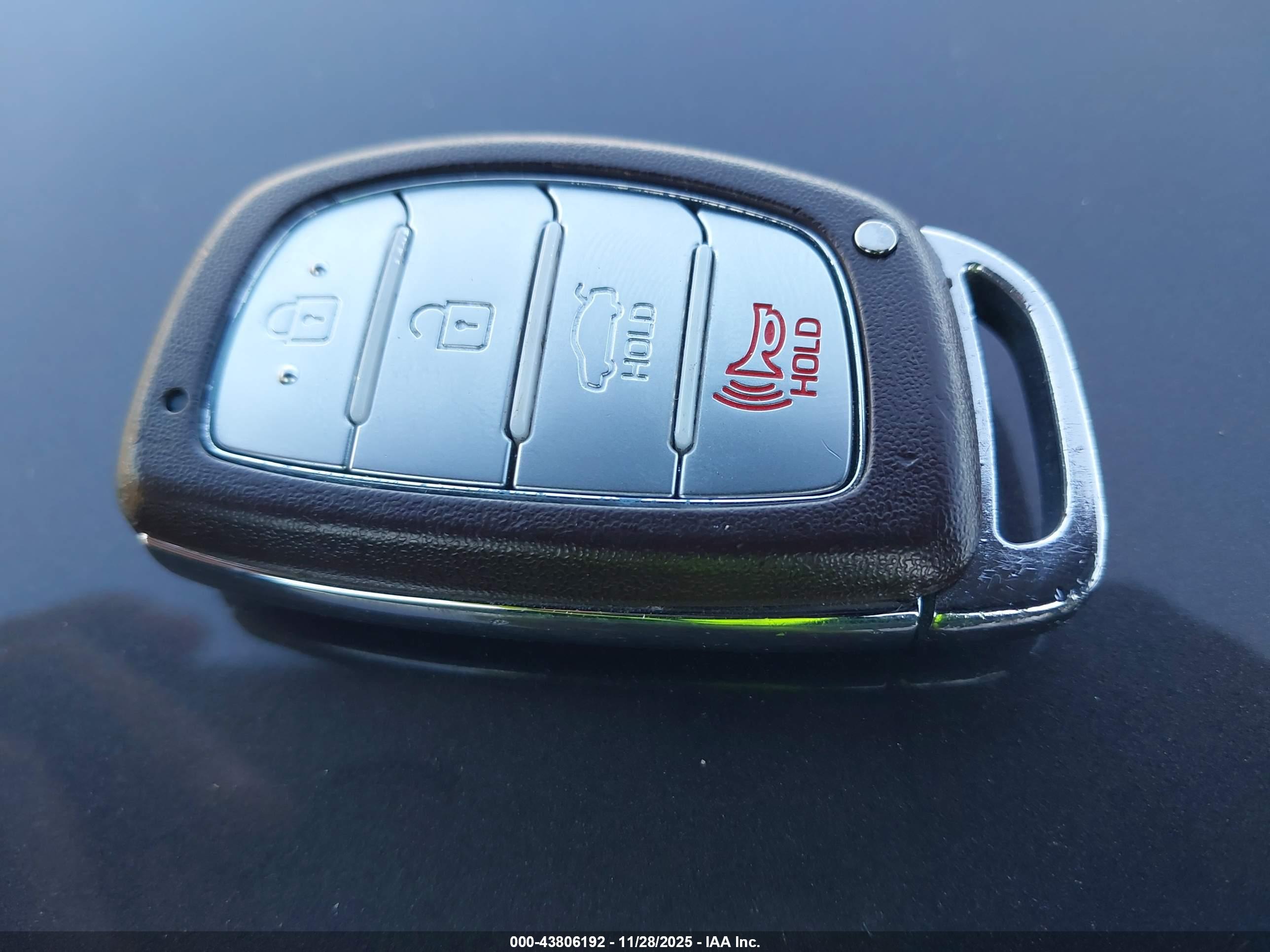 HYUNDAI SONATA image 11