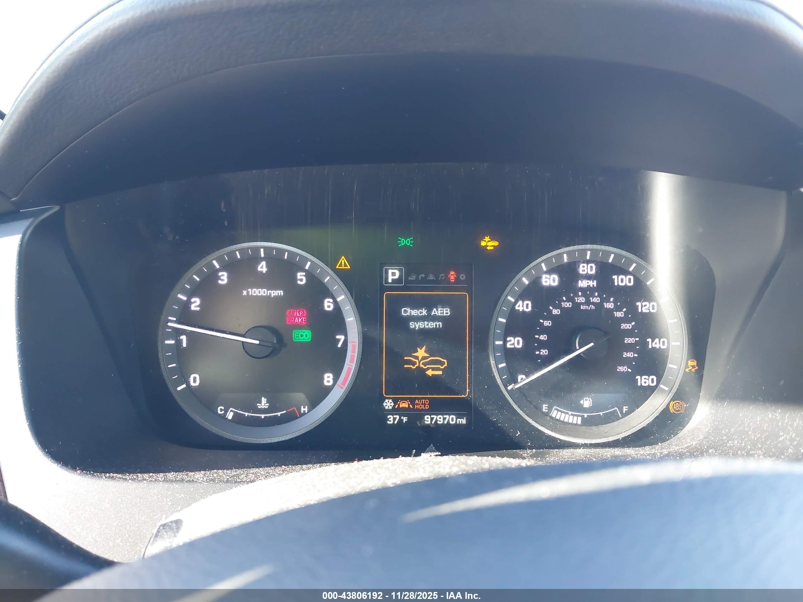 HYUNDAI SONATA image 7