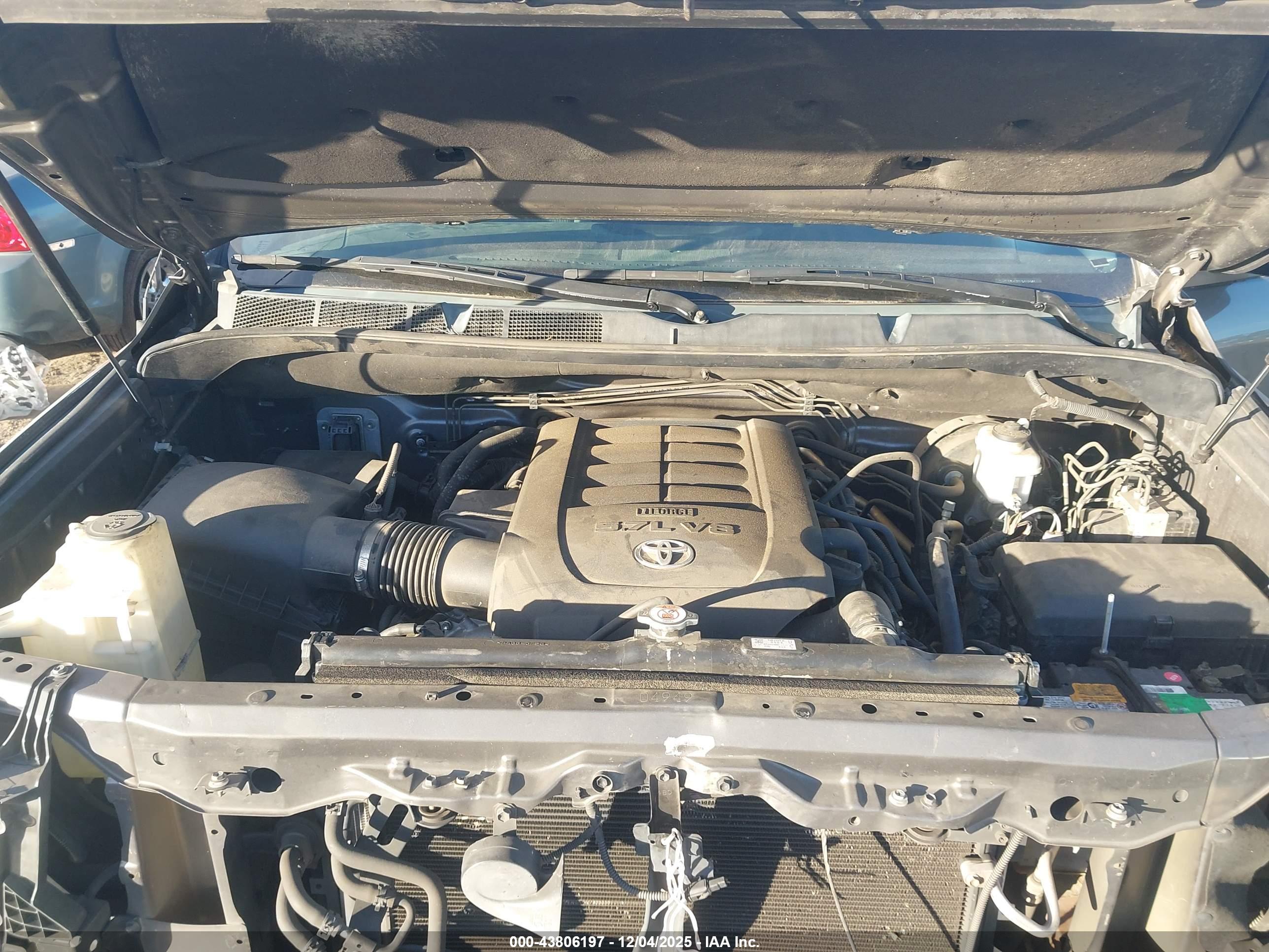 TOYOTA TUNDRA image 10