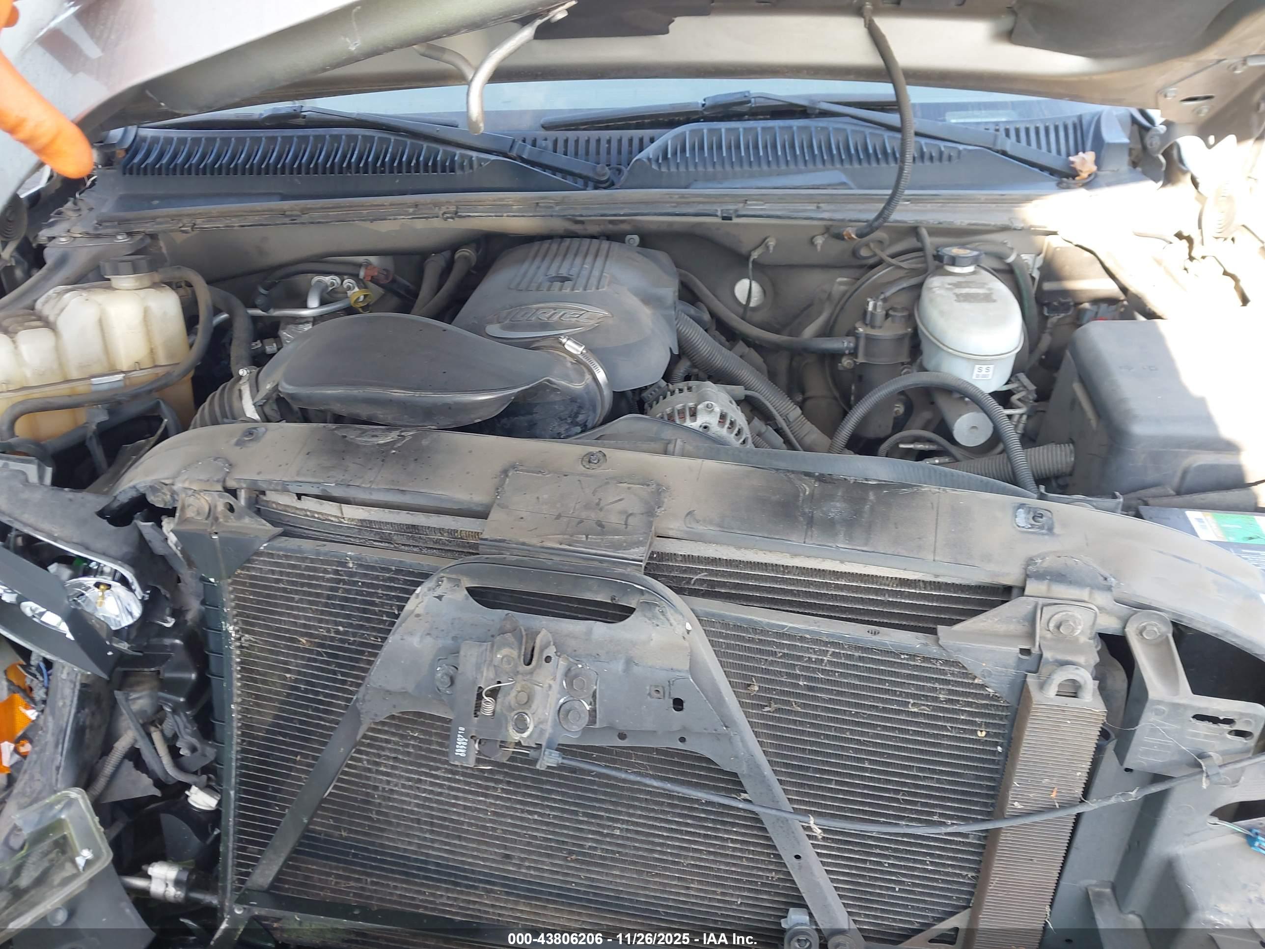 CHEVROLET SILVERADO image 10