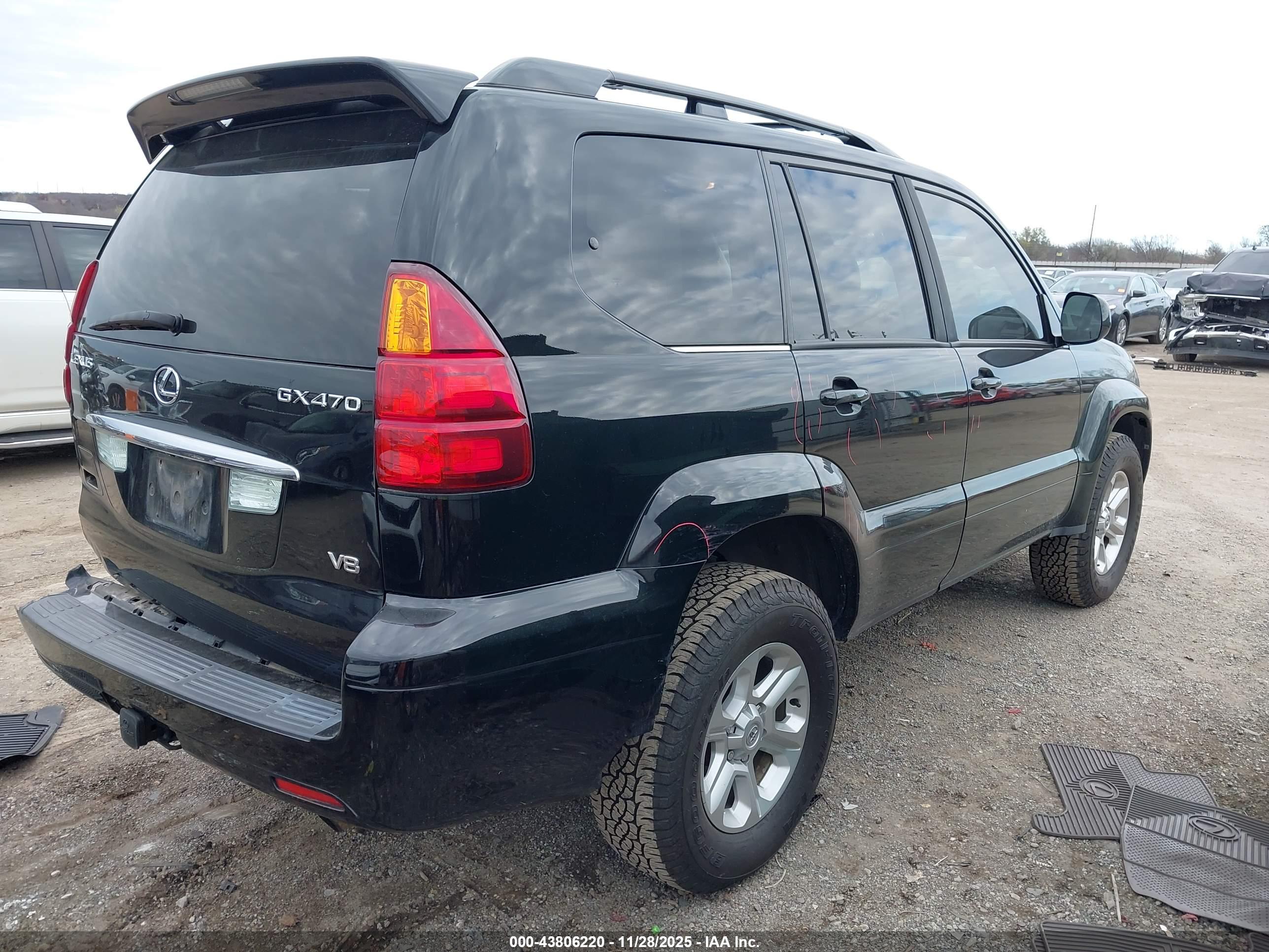 LEXUS GX image 4