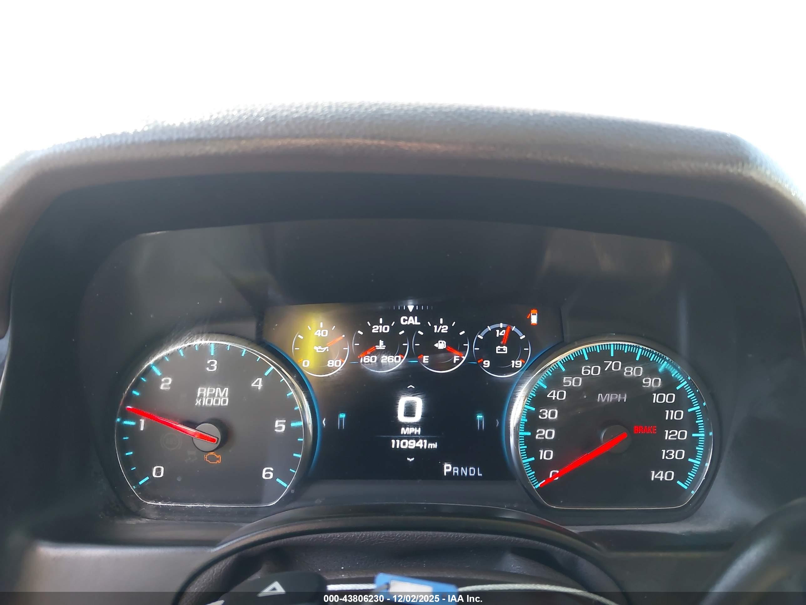 GMC YUKON image 7
