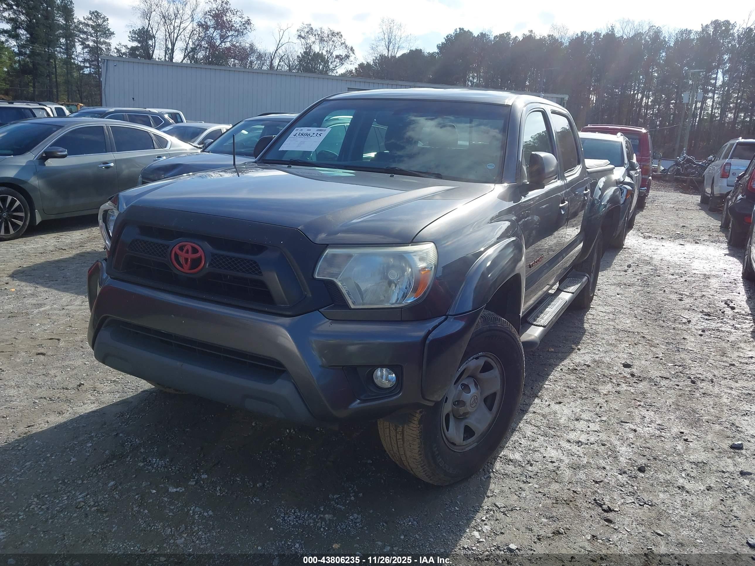 TOYOTA TACOMA image 2