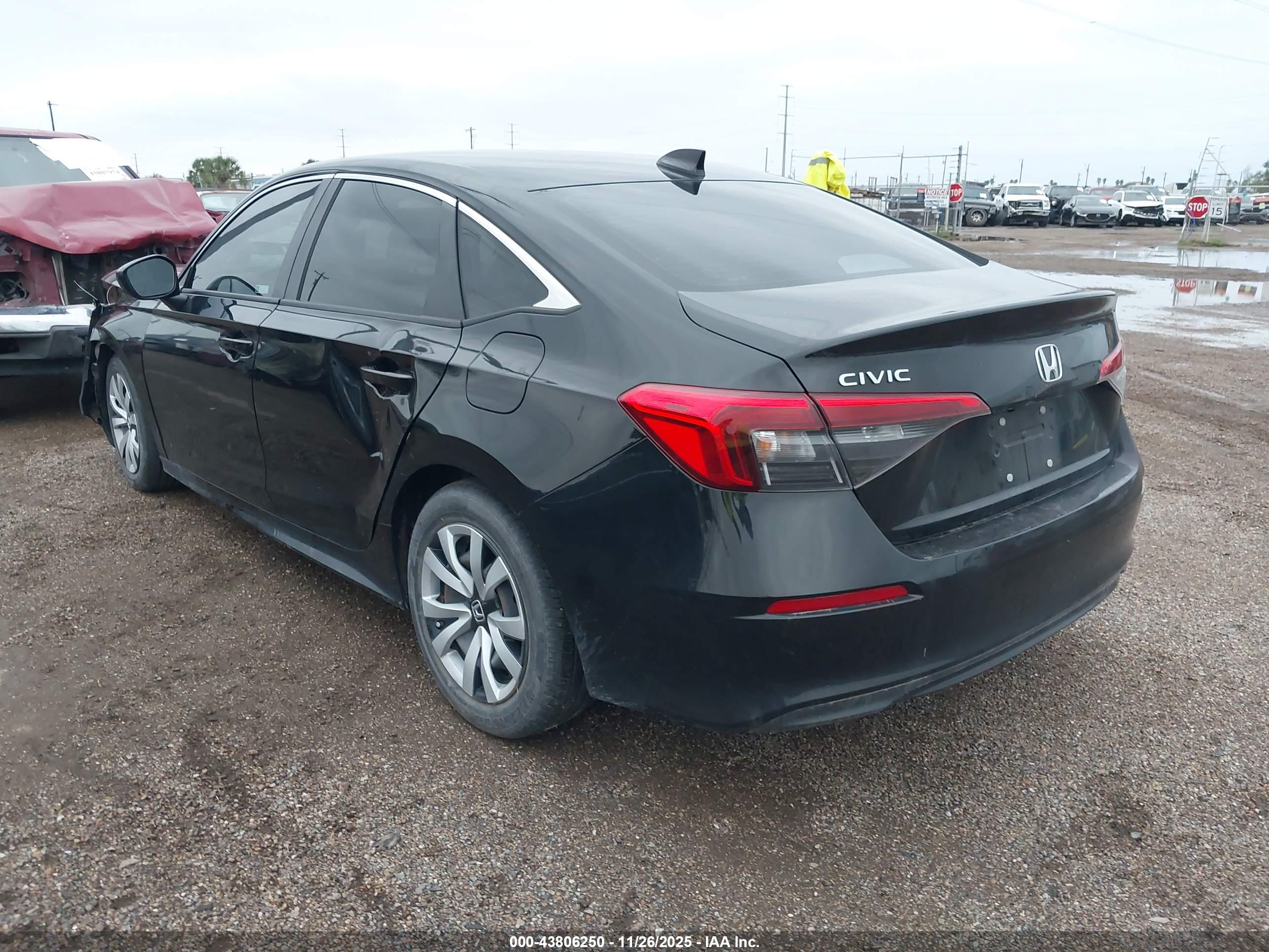 HONDA CIVIC image 3