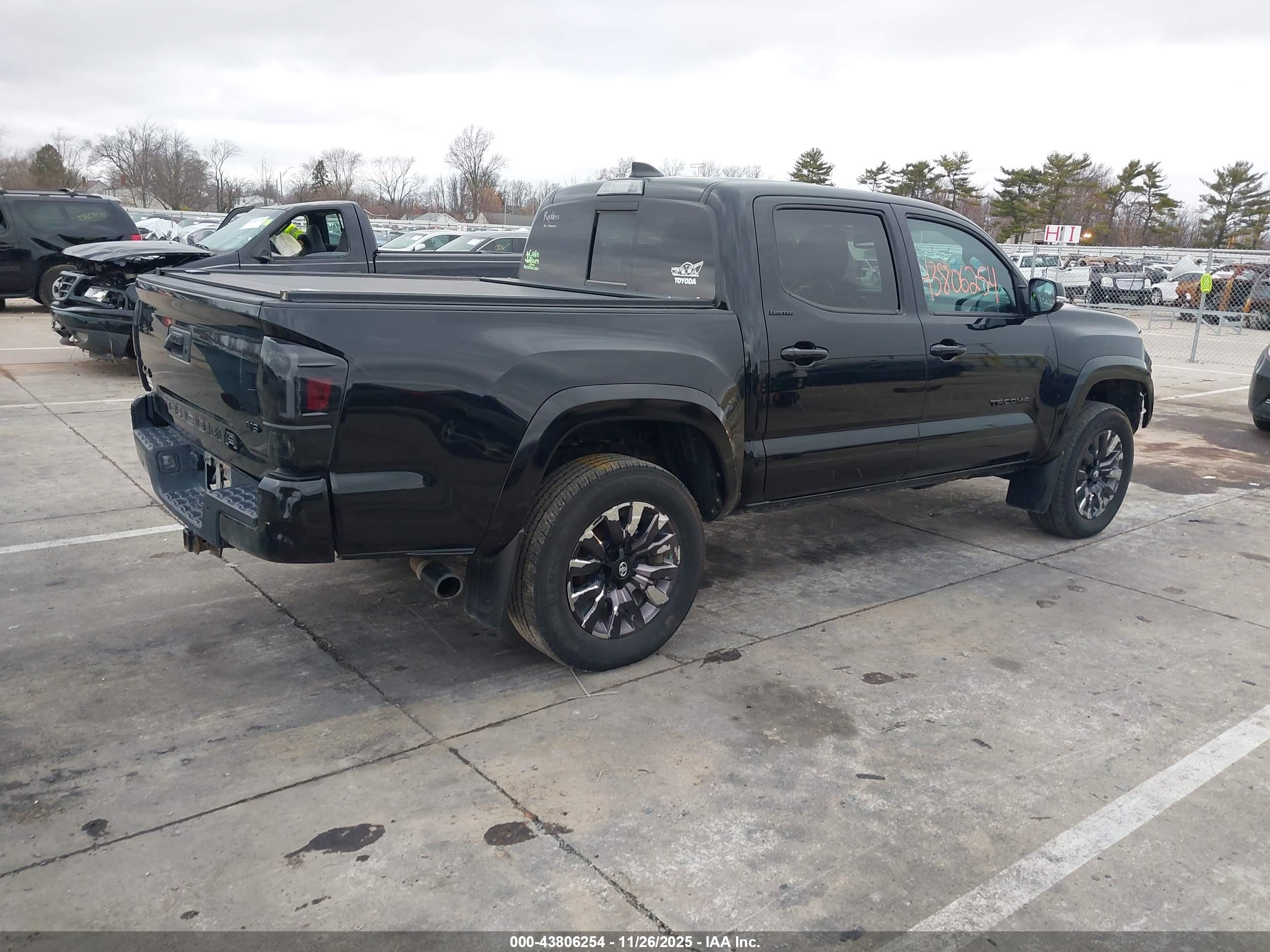 TOYOTA TACOMA image 4