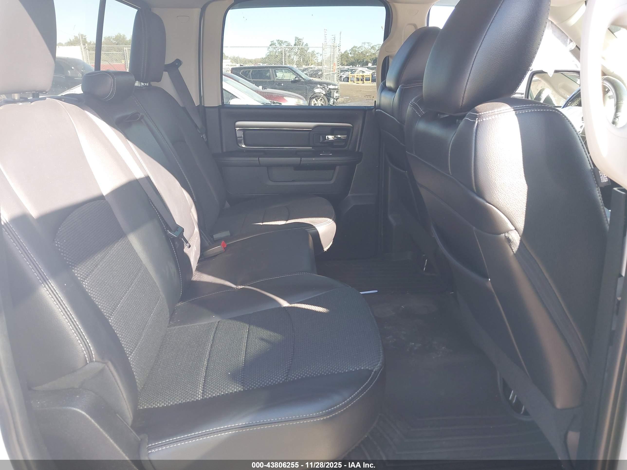 RAM 1500 image 8