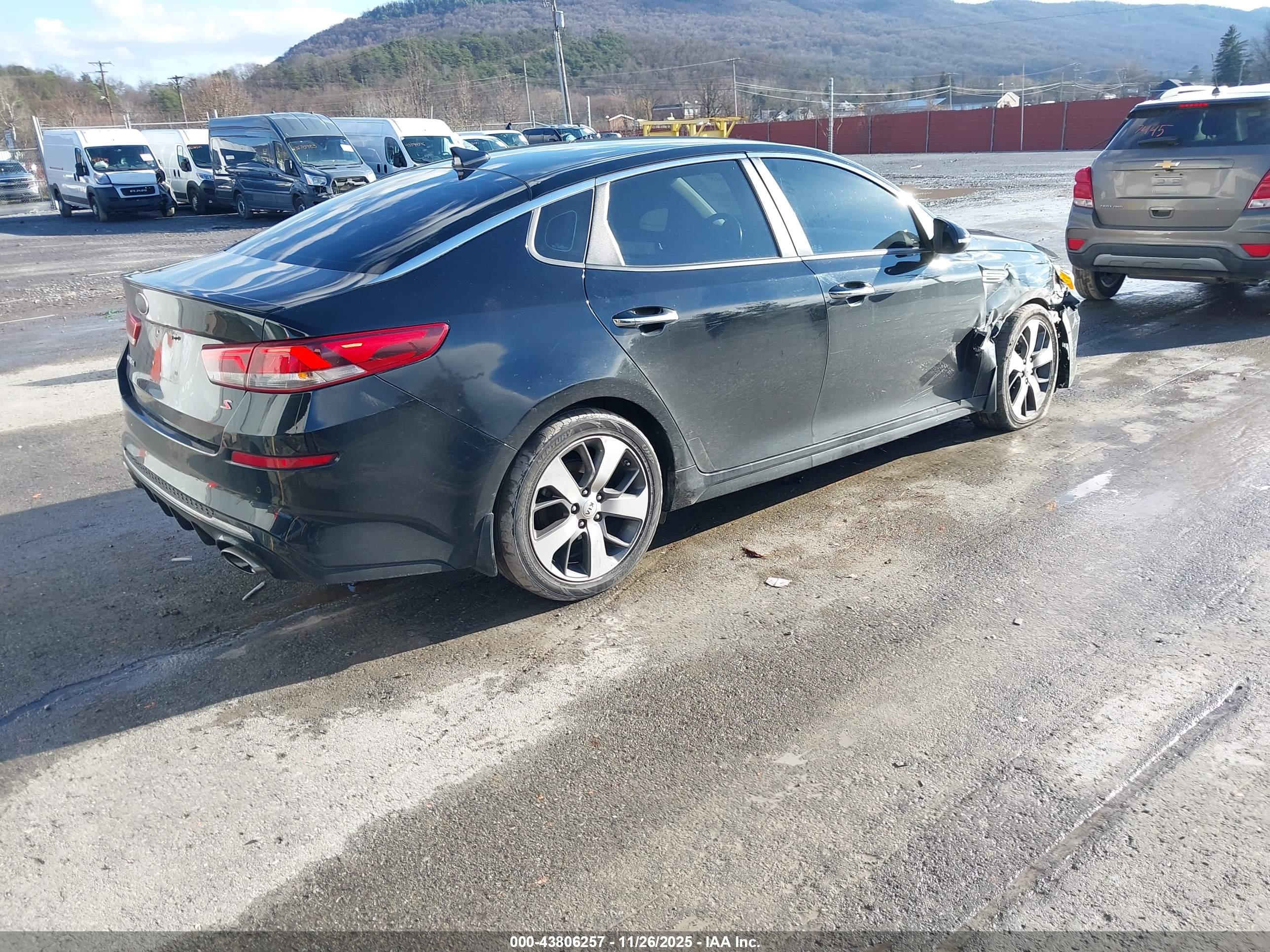 KIA OPTIMA image 4