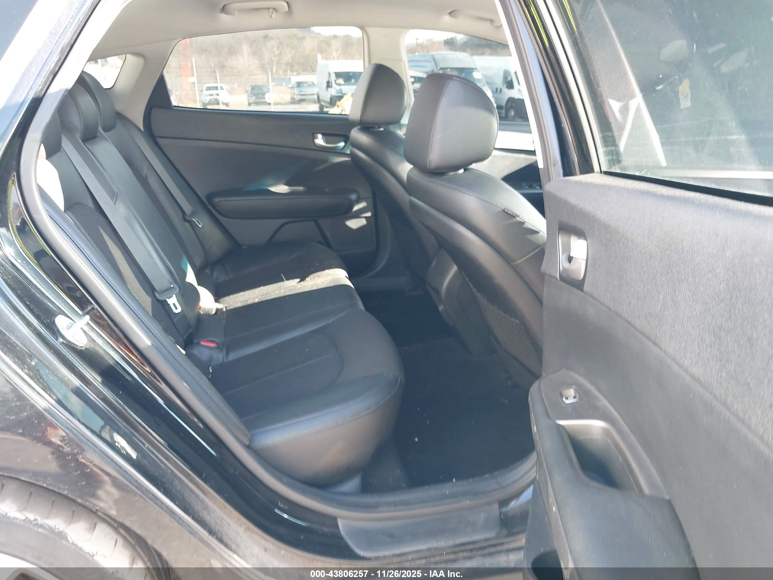 KIA OPTIMA image 8
