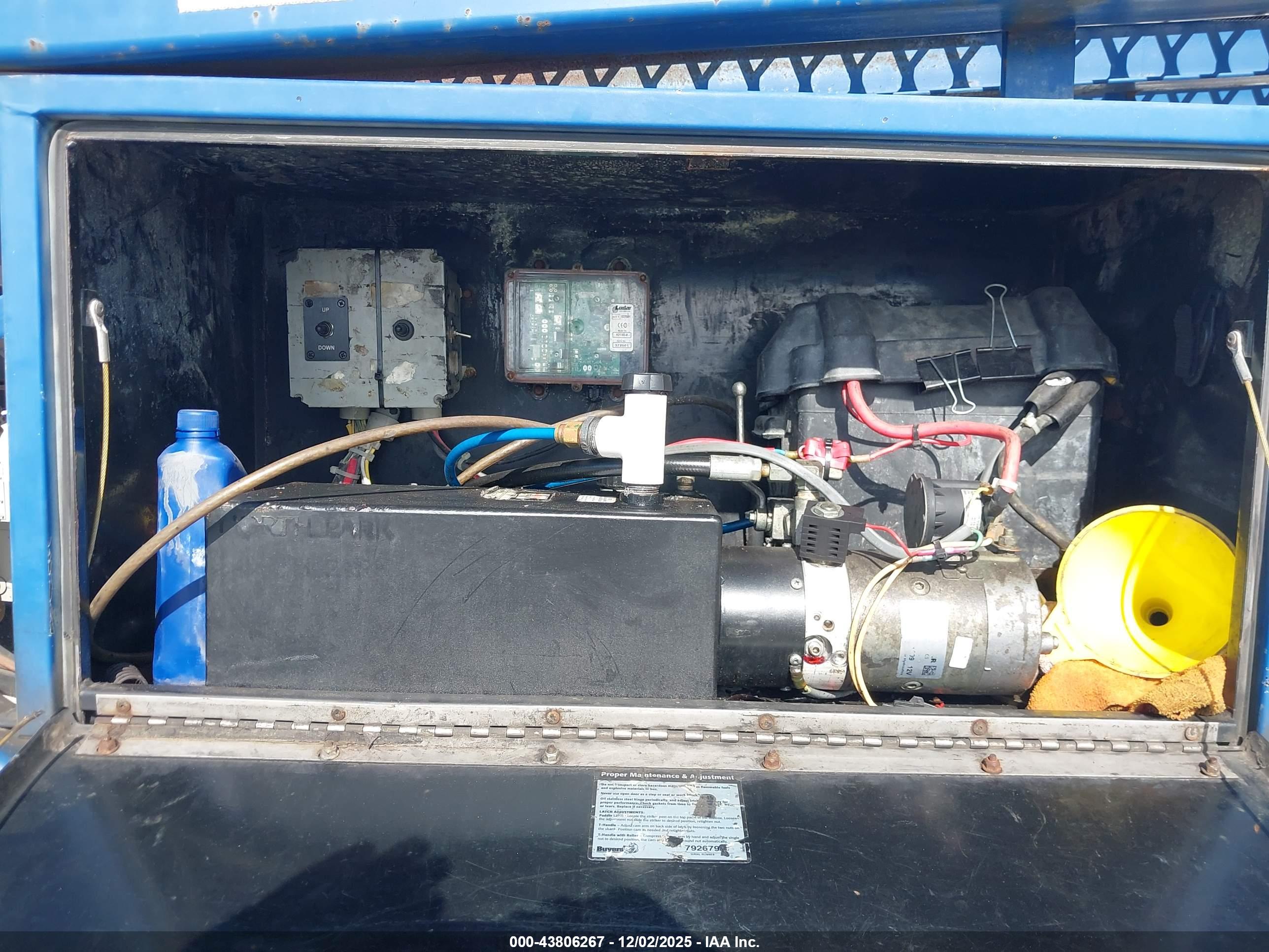 KAUFMAN TRAILERS image 10