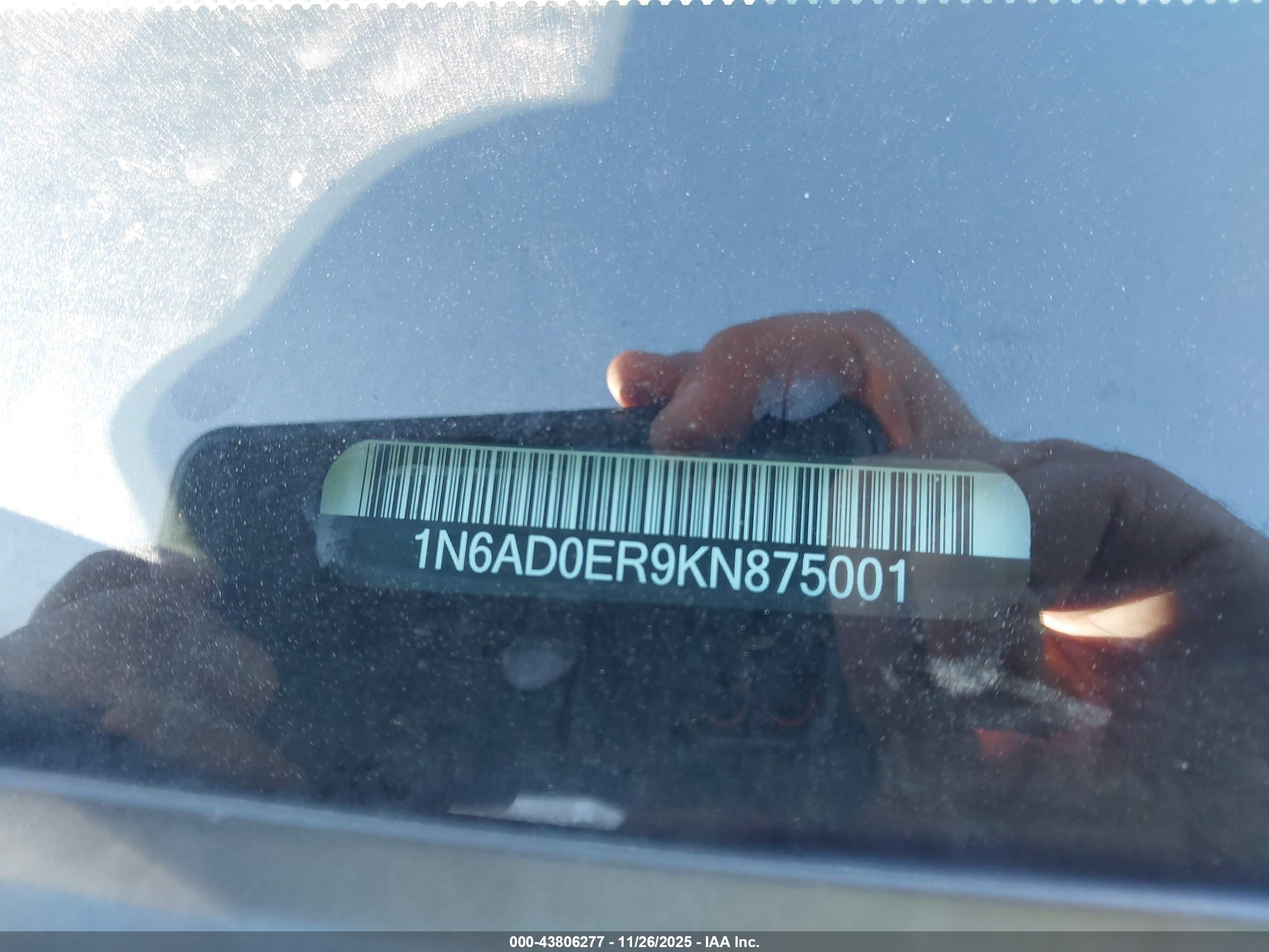 NISSAN FRONTIER image 9