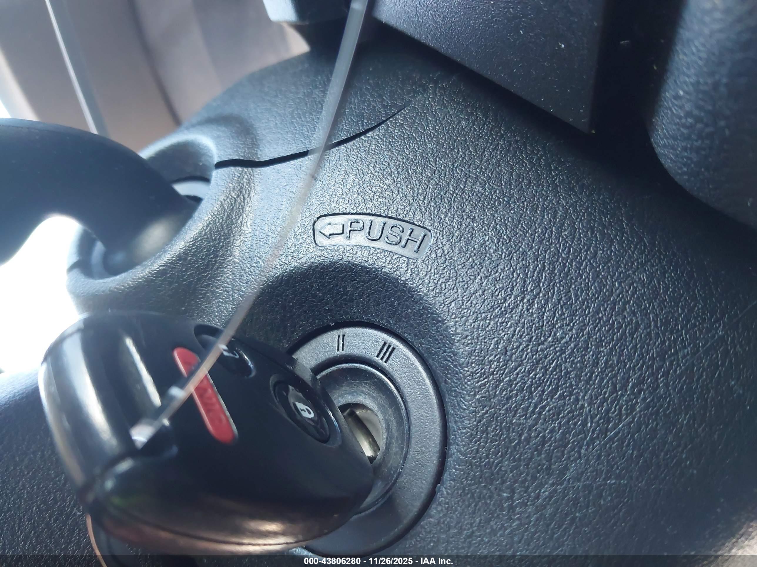 HONDA CR-V image 11