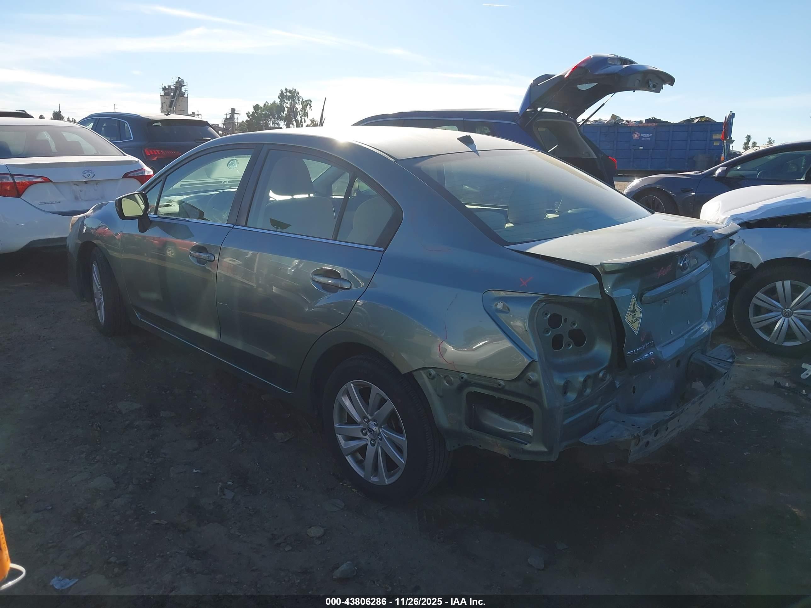 SUBARU IMPREZA image 3