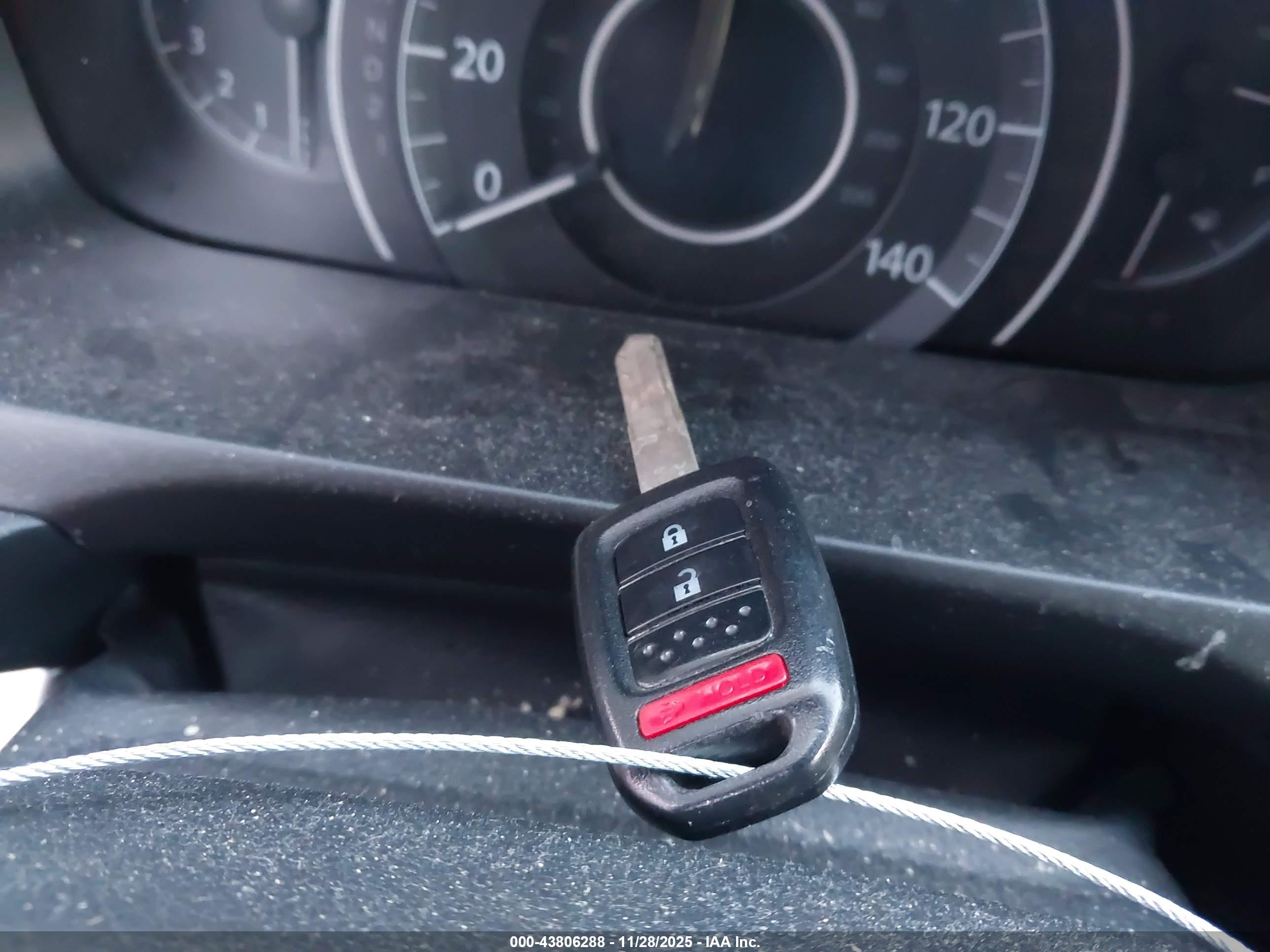 HONDA CR-V image 11