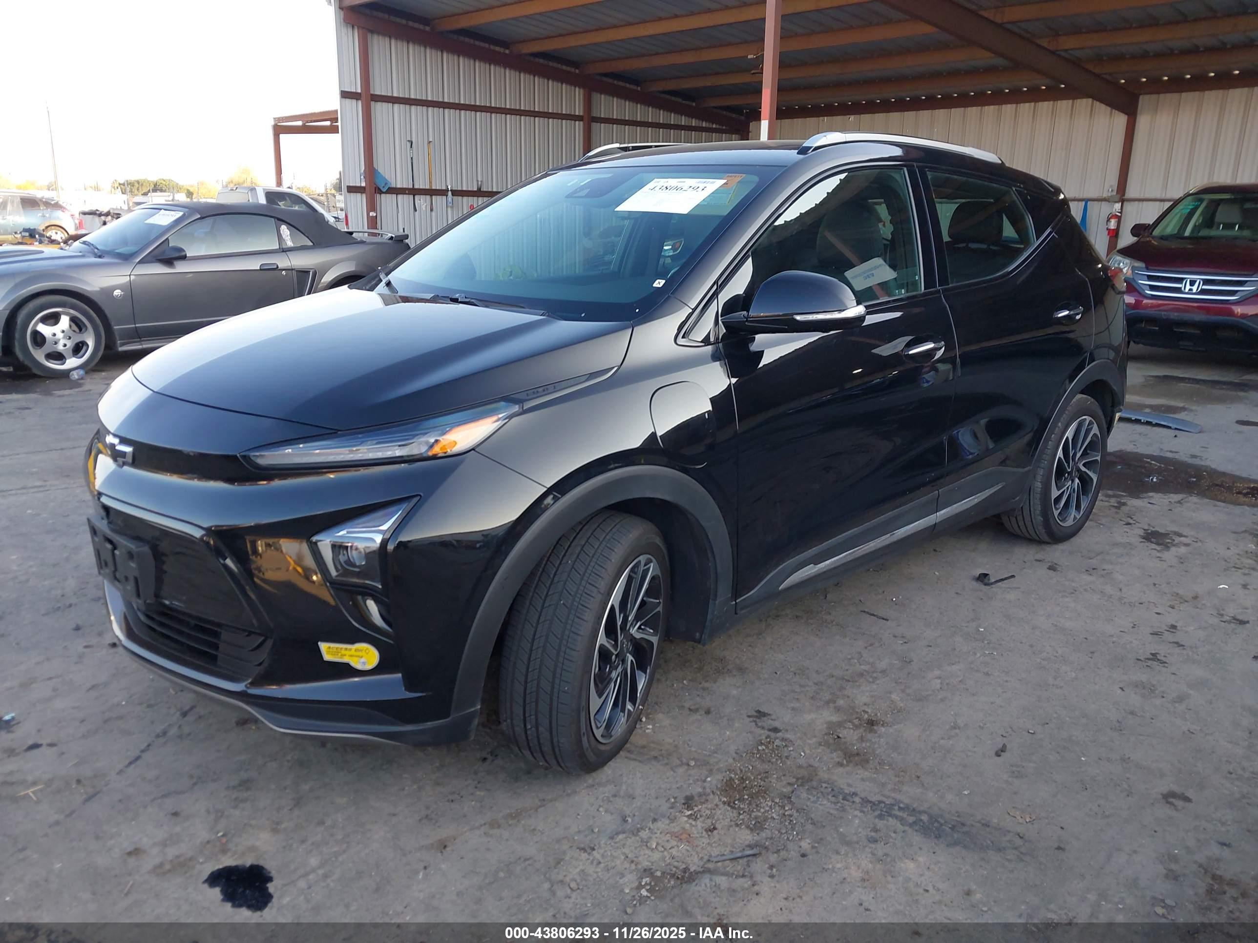 CHEVROLET BOLT image 2