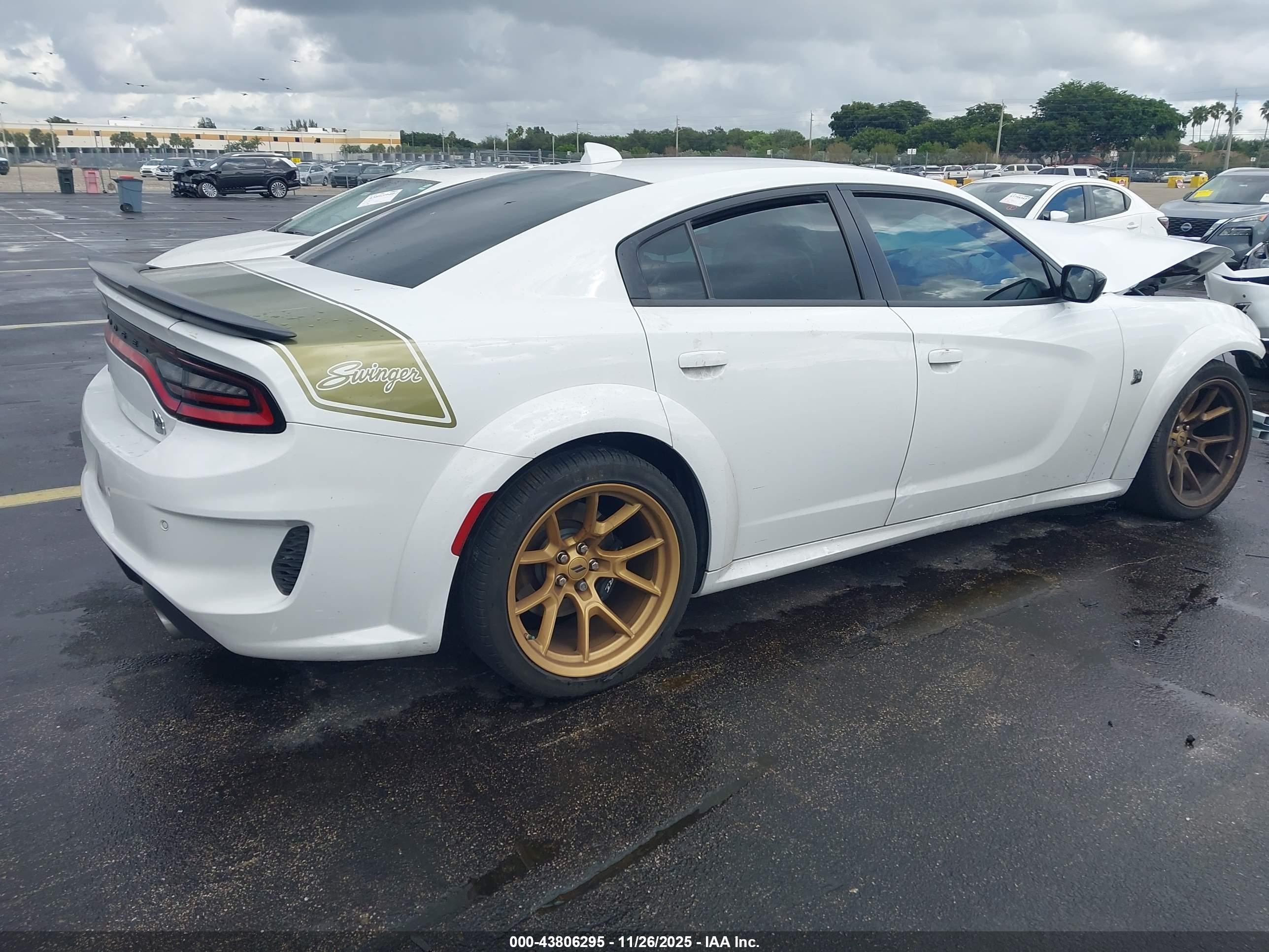 DODGE CHARGER image 4