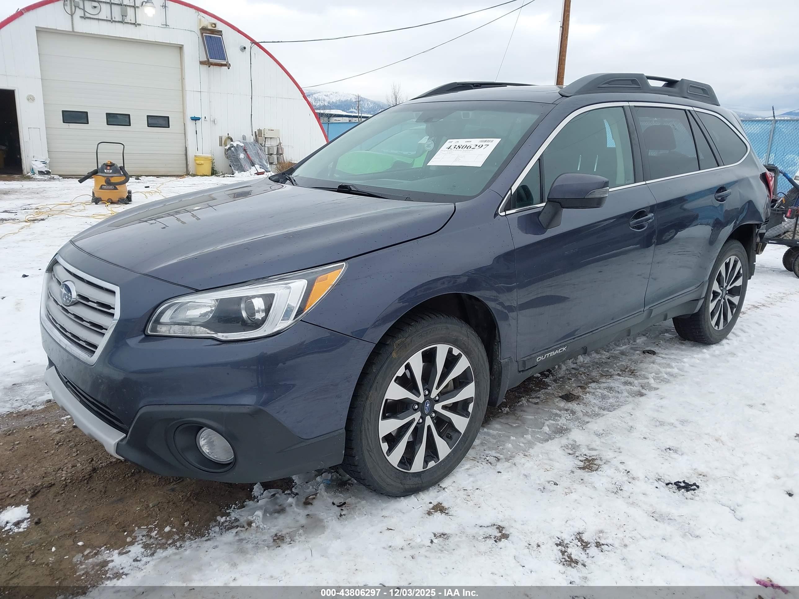 SUBARU OUTBACK image 2