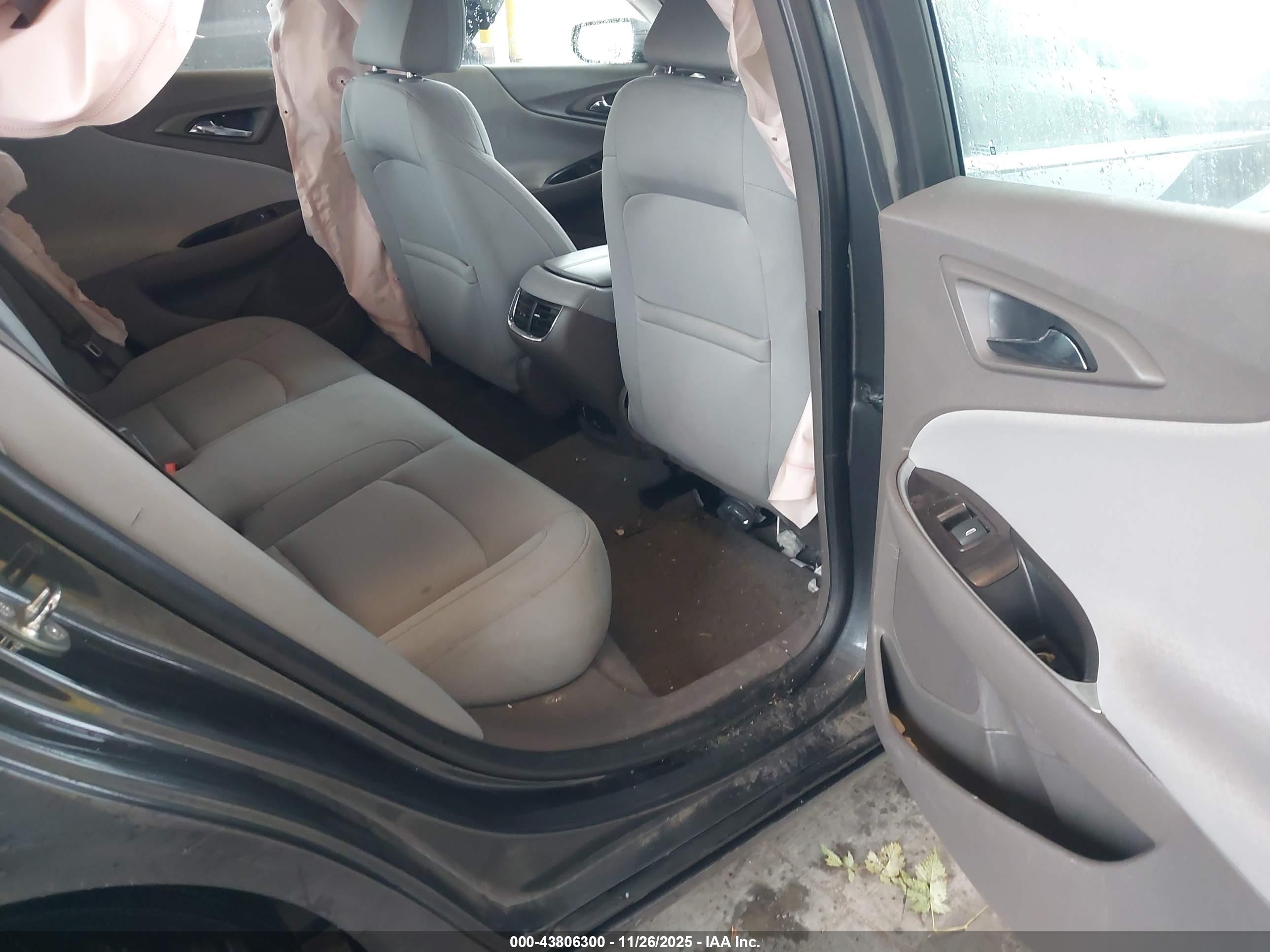 CHEVROLET MALIBU image 8