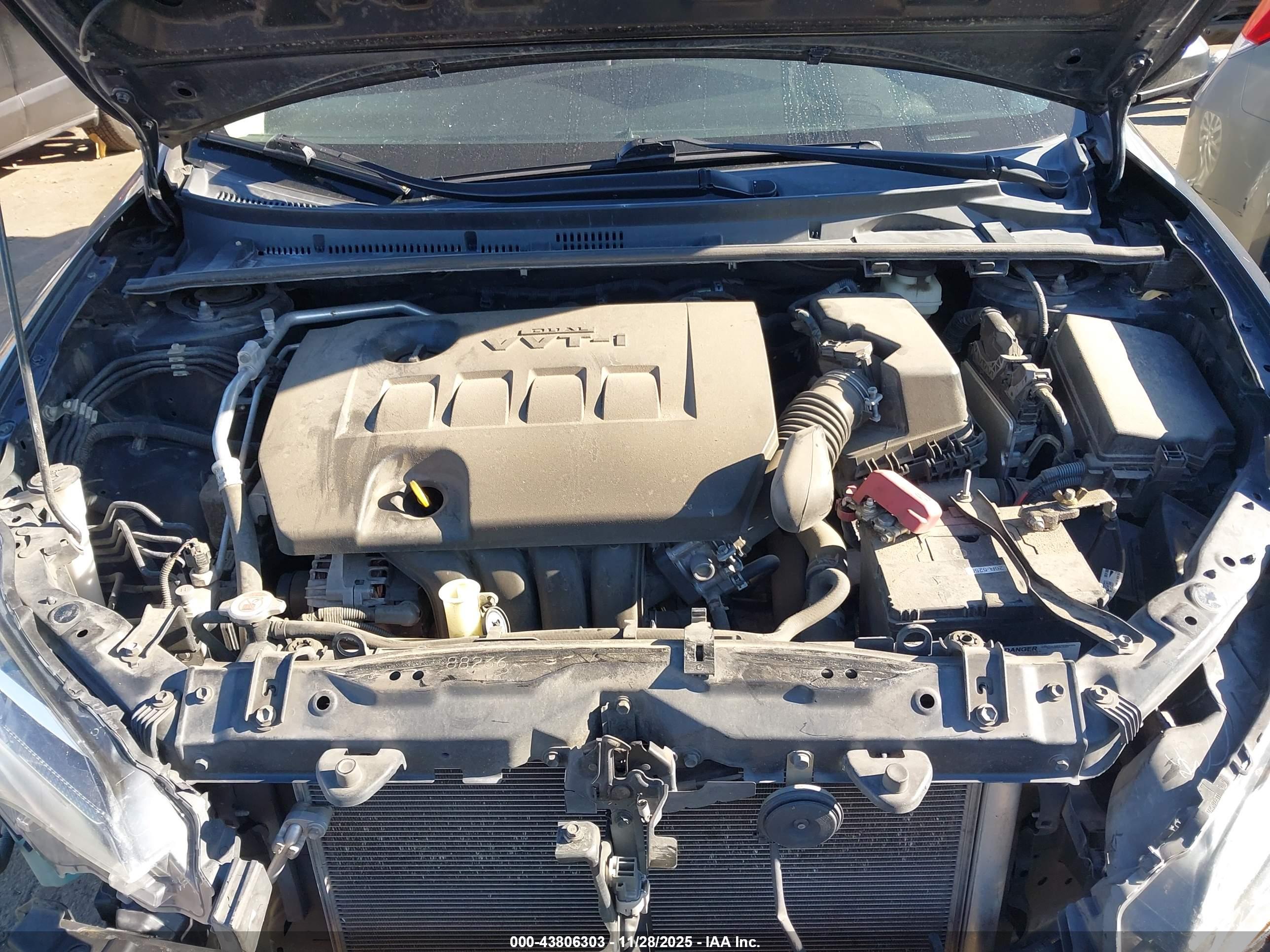TOYOTA COROLLA image 10