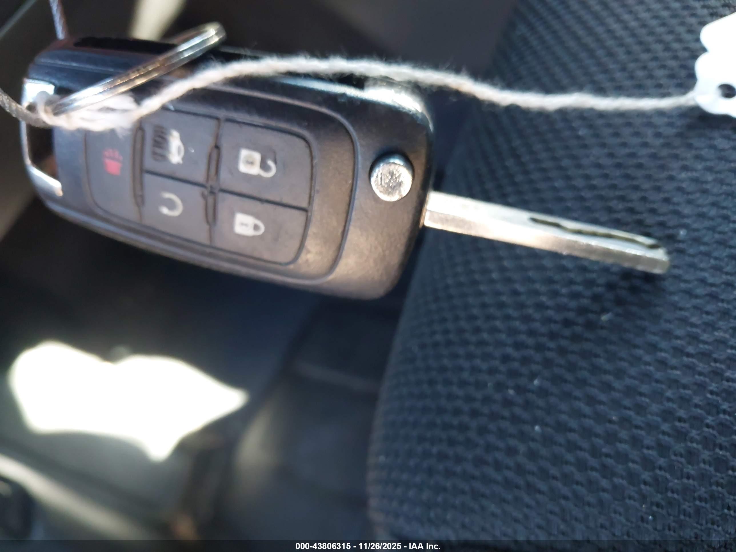 CHEVROLET CRUZE image 11