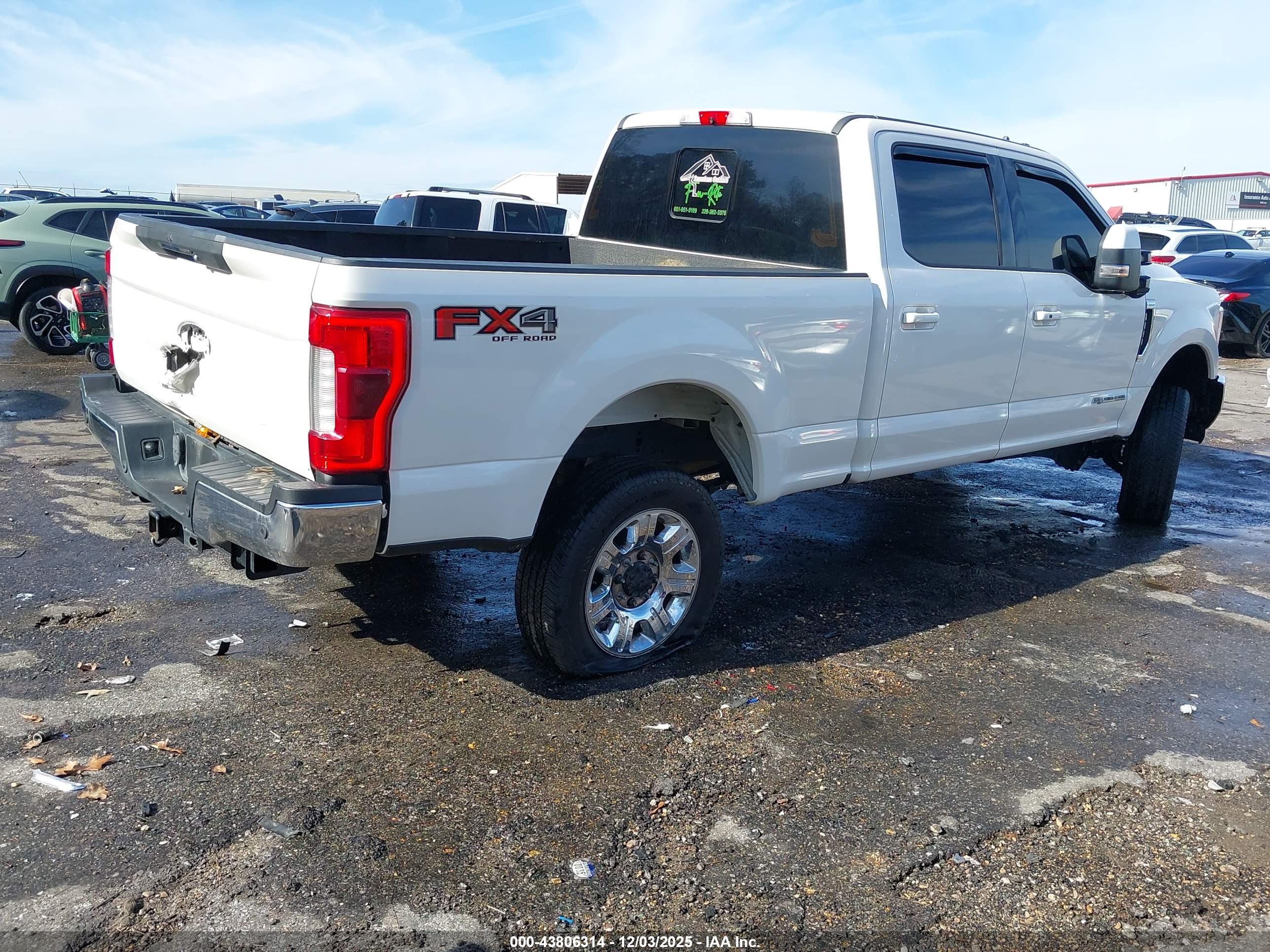FORD F-250 image 4