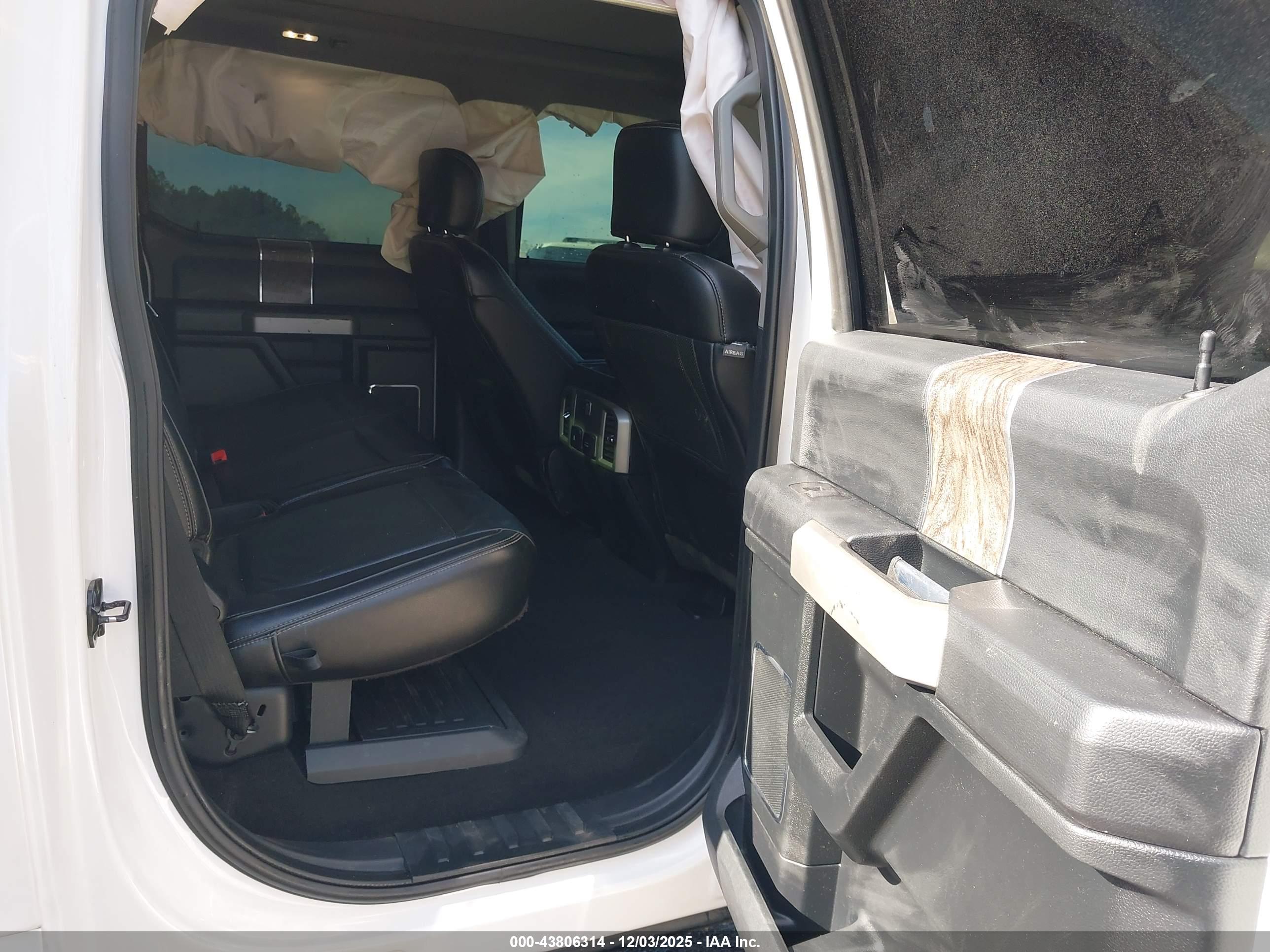 FORD F-250 image 8