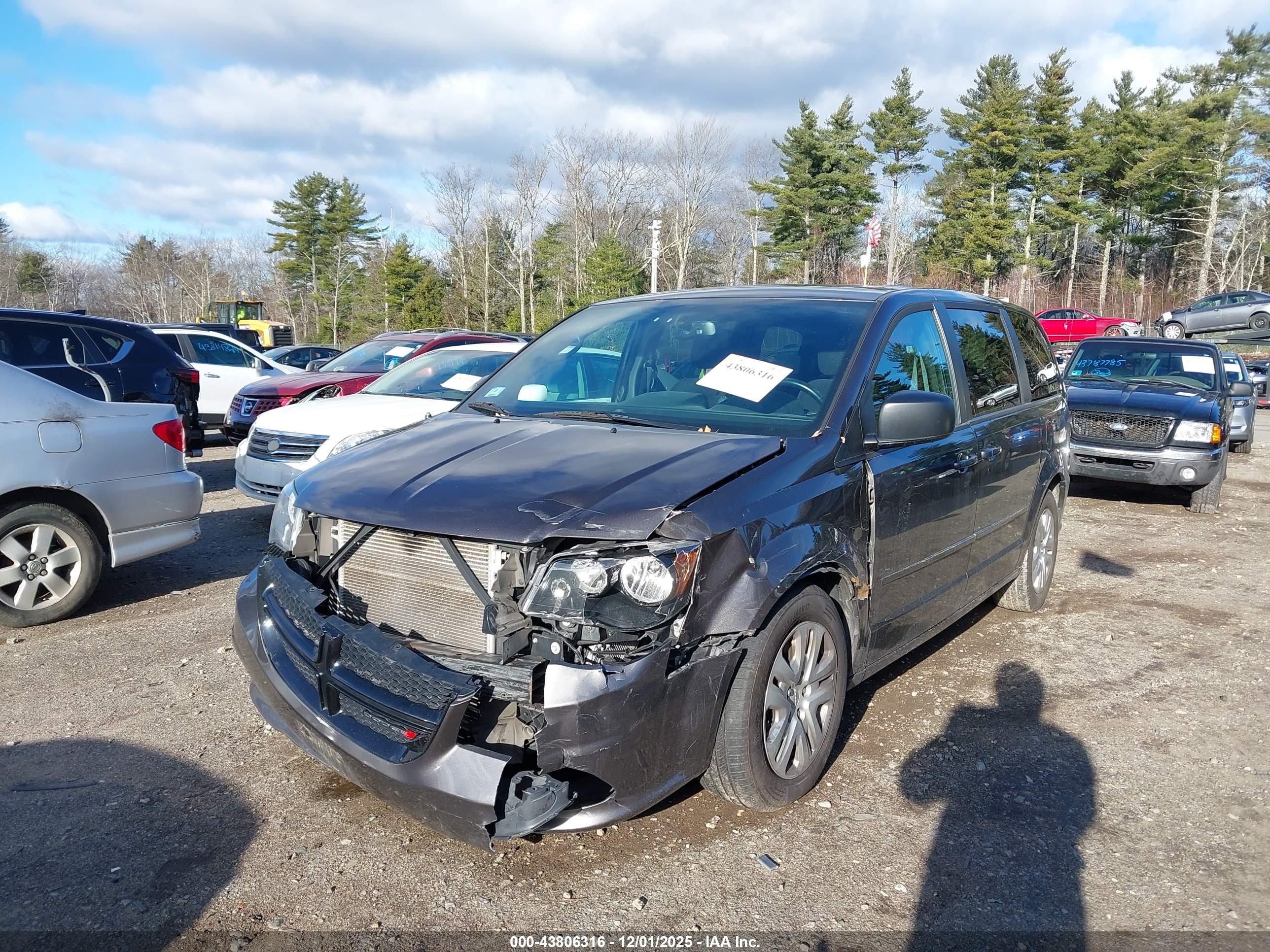 DODGE GRAND image 2