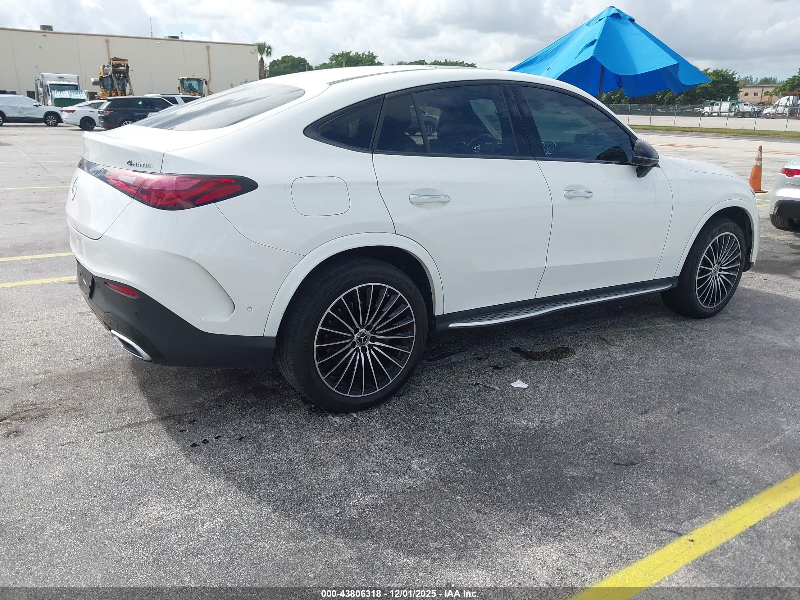 MERCEDES-BENZ GLC image 4