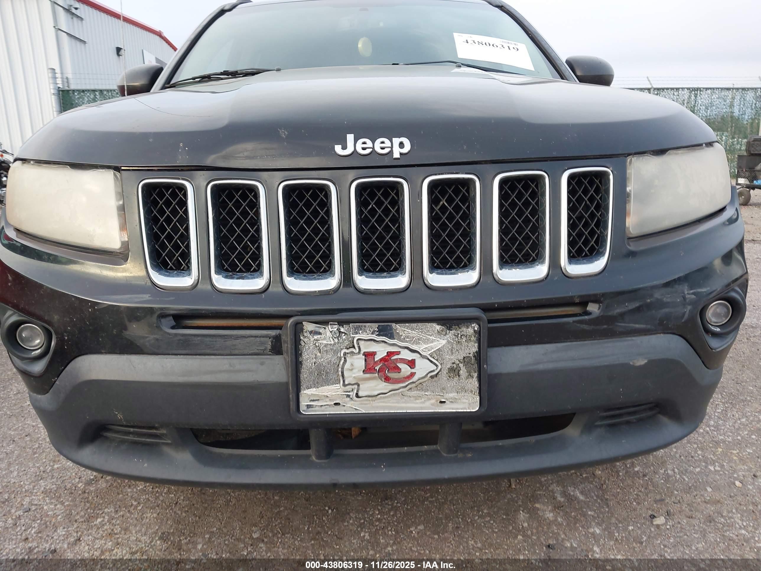 JEEP COMPASS image 6