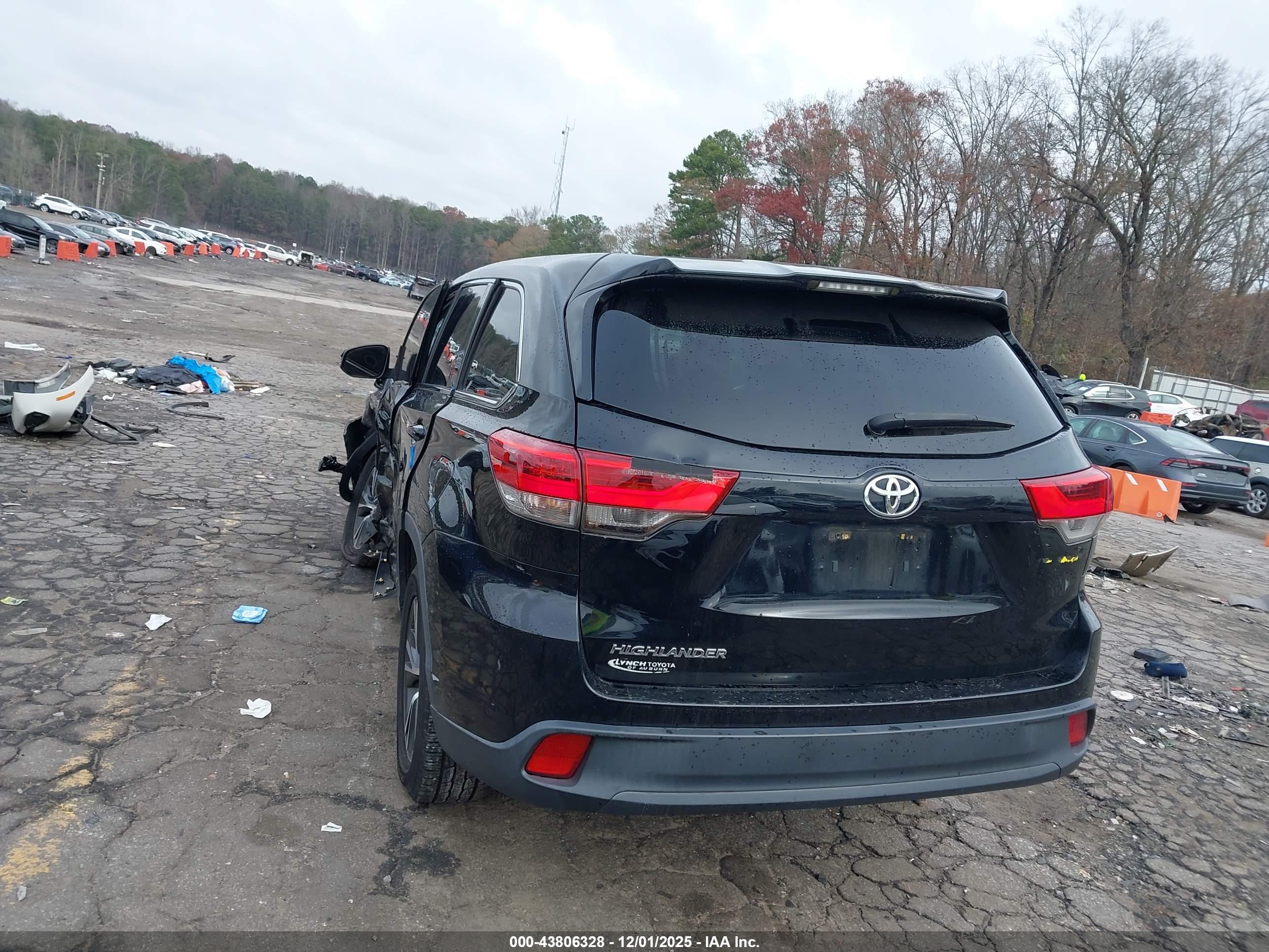 TOYOTA HIGHLANDER image 3