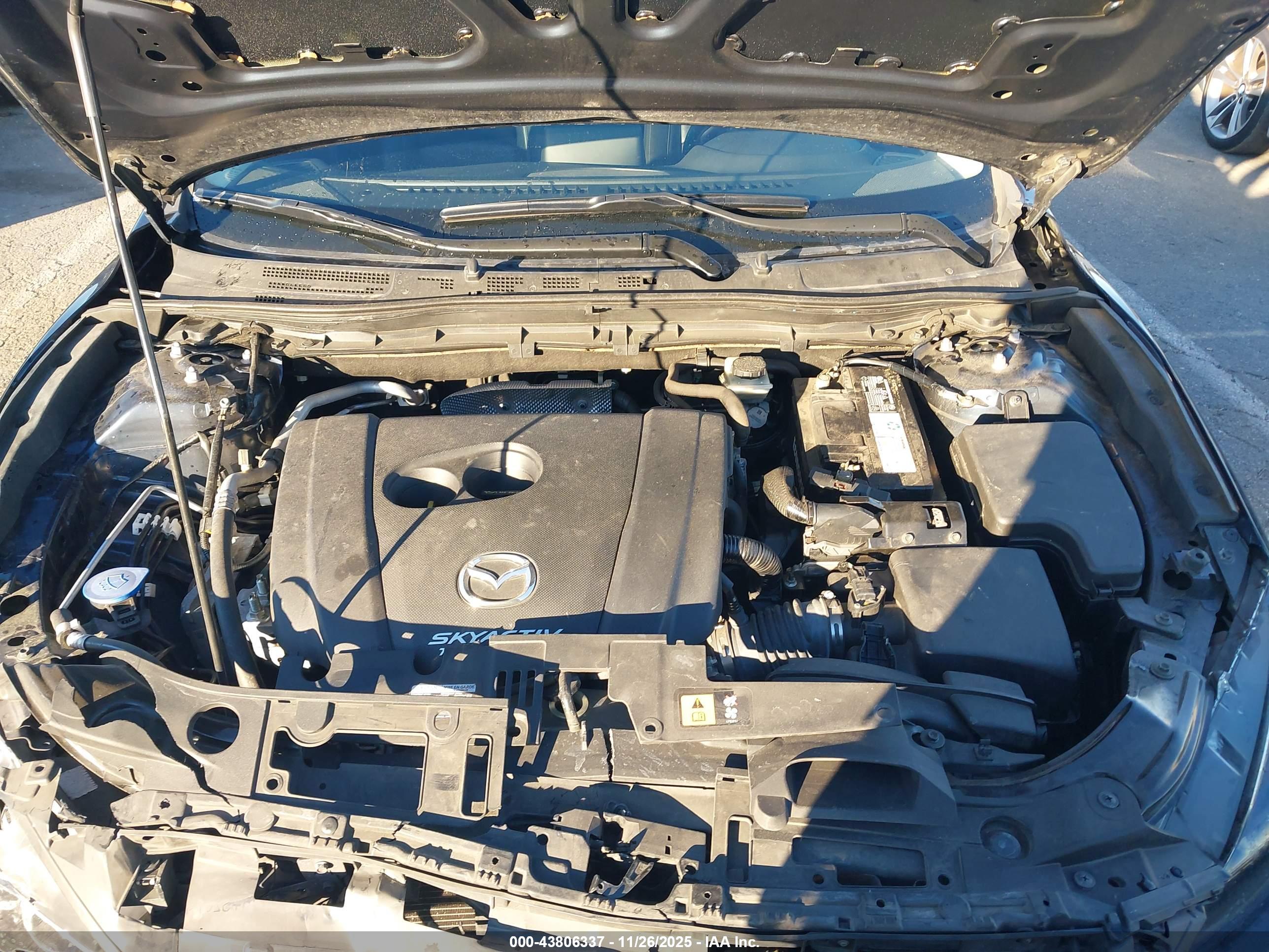 MAZDA MAZDA3 image 10