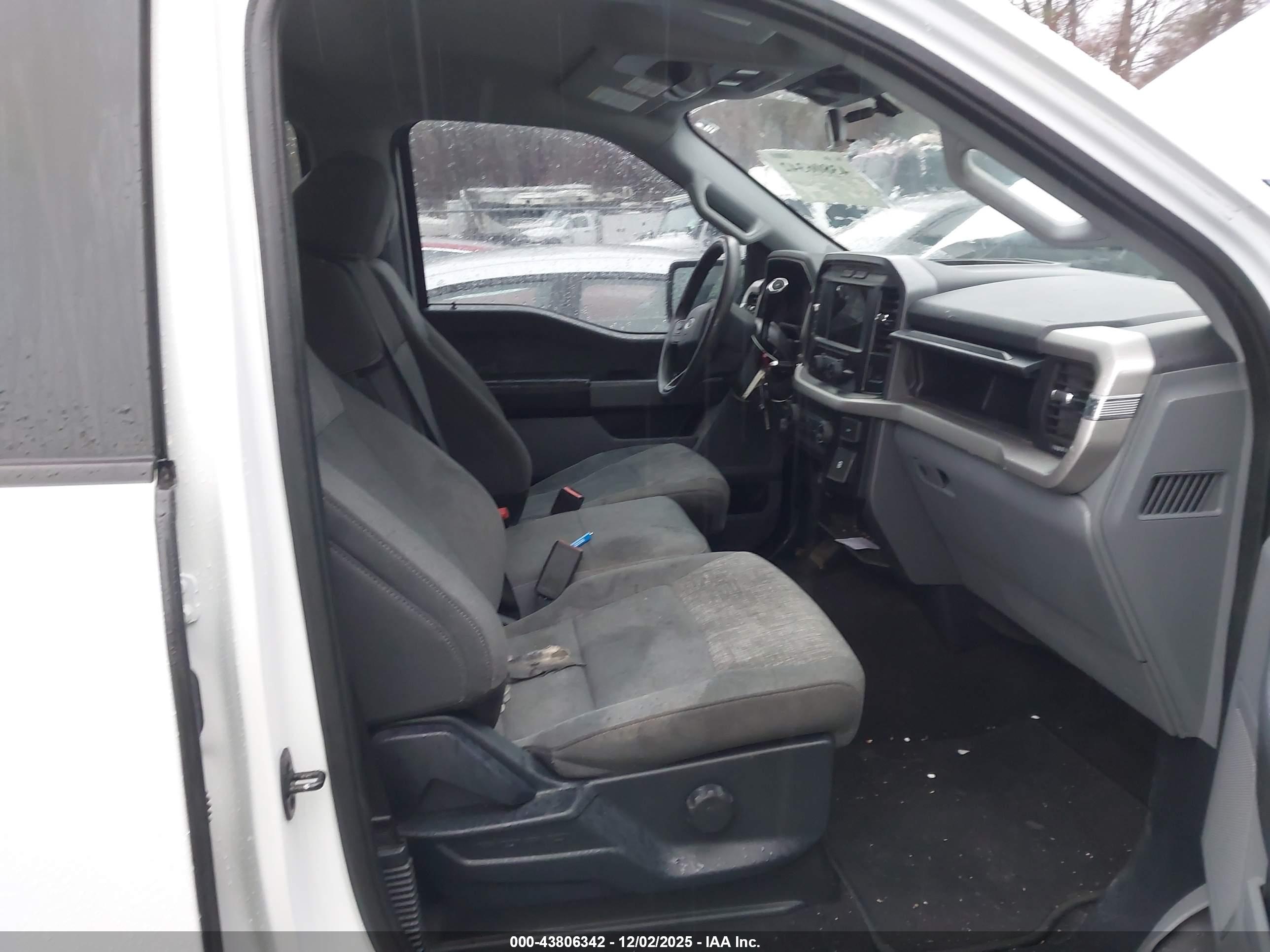 FORD F-150 image 5