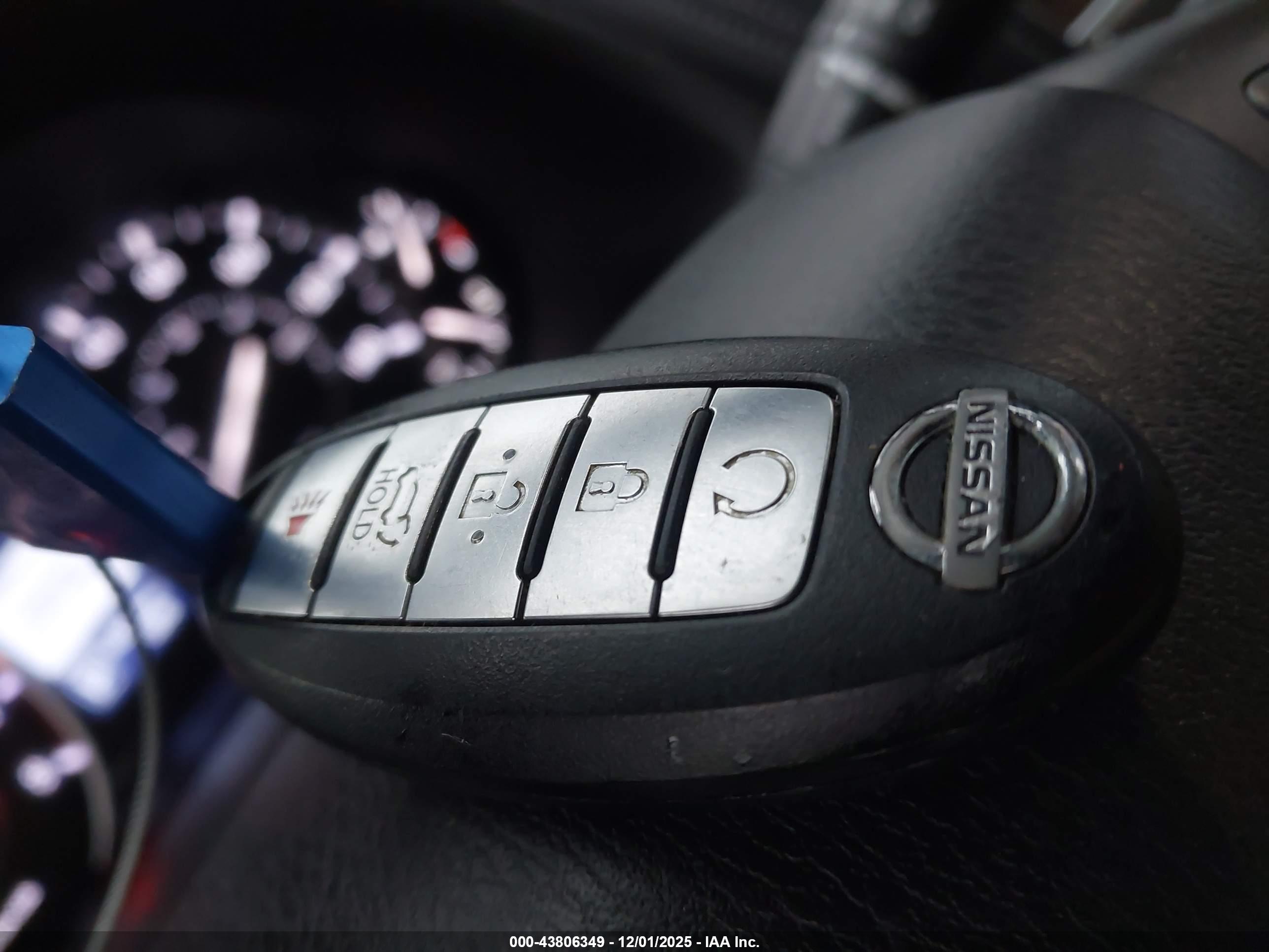 NISSAN ARMADA image 11