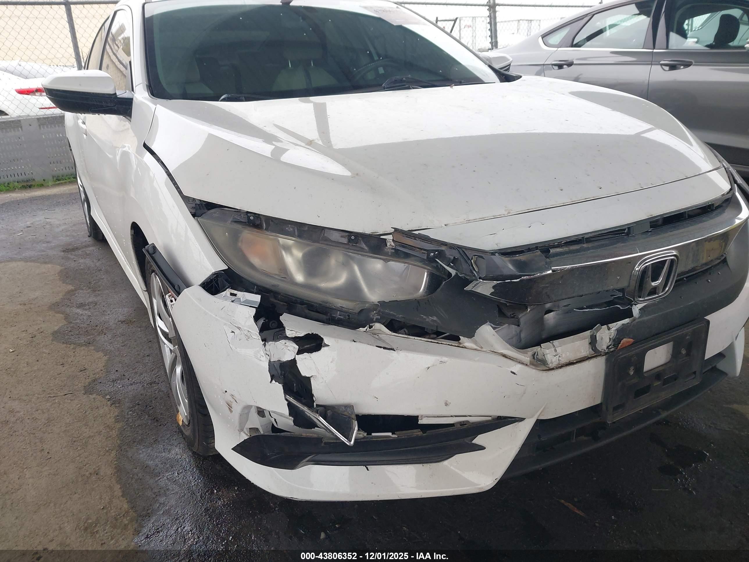 HONDA CIVIC image 6