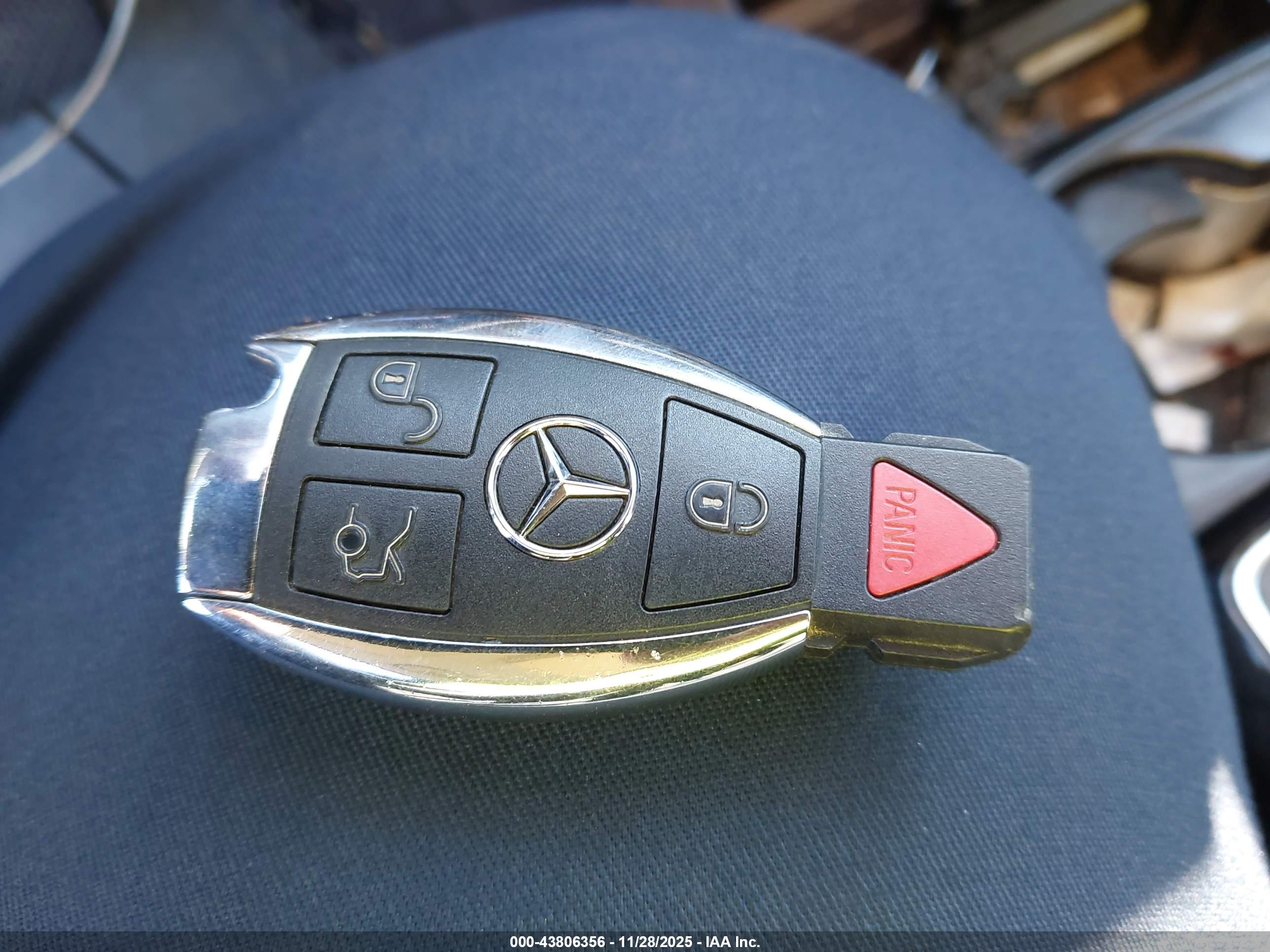 MERCEDES-BENZ GLS image 11