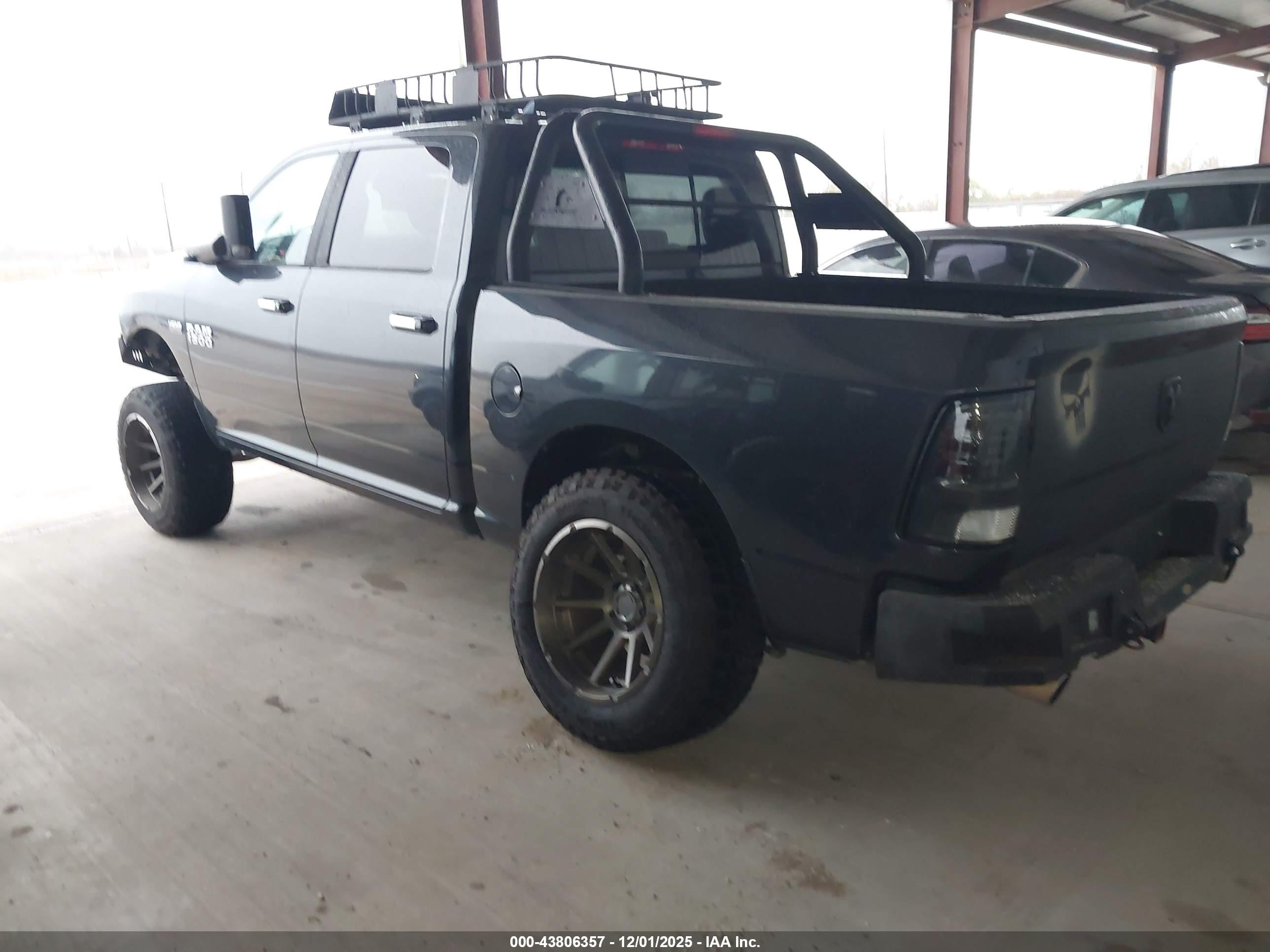 RAM 1500 image 3
