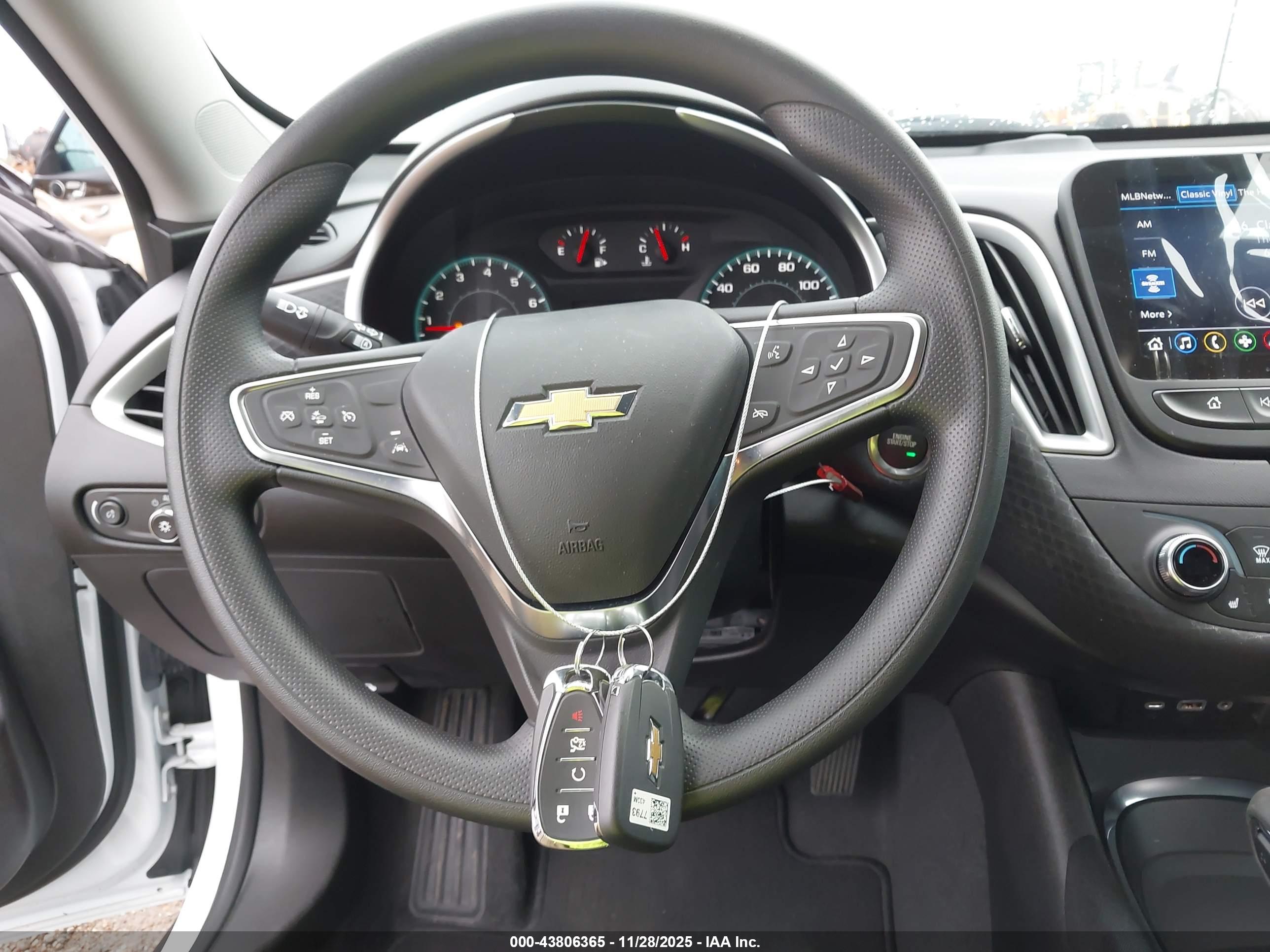 CHEVROLET MALIBU image 11