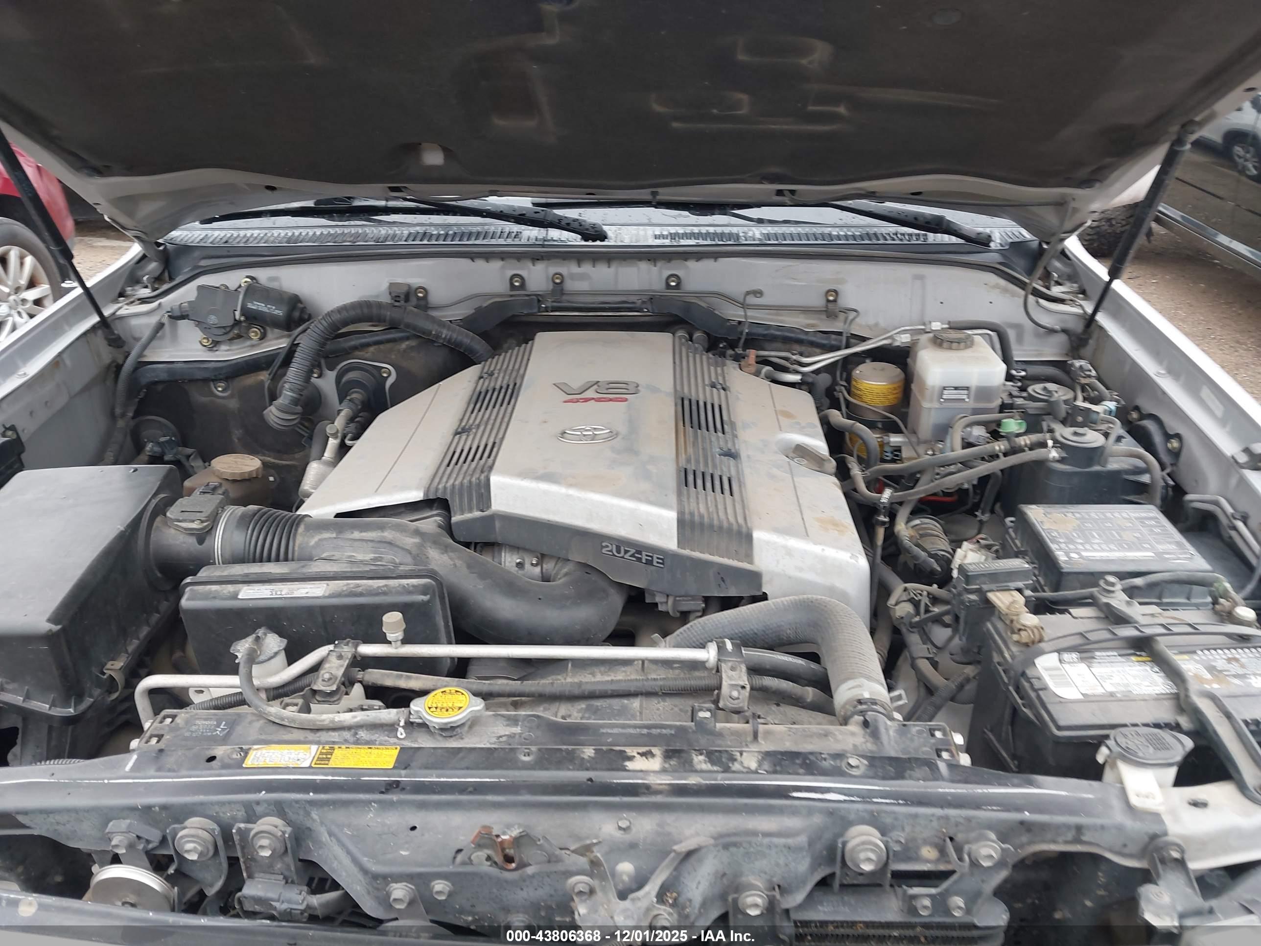 TOYOTA LAND image 10