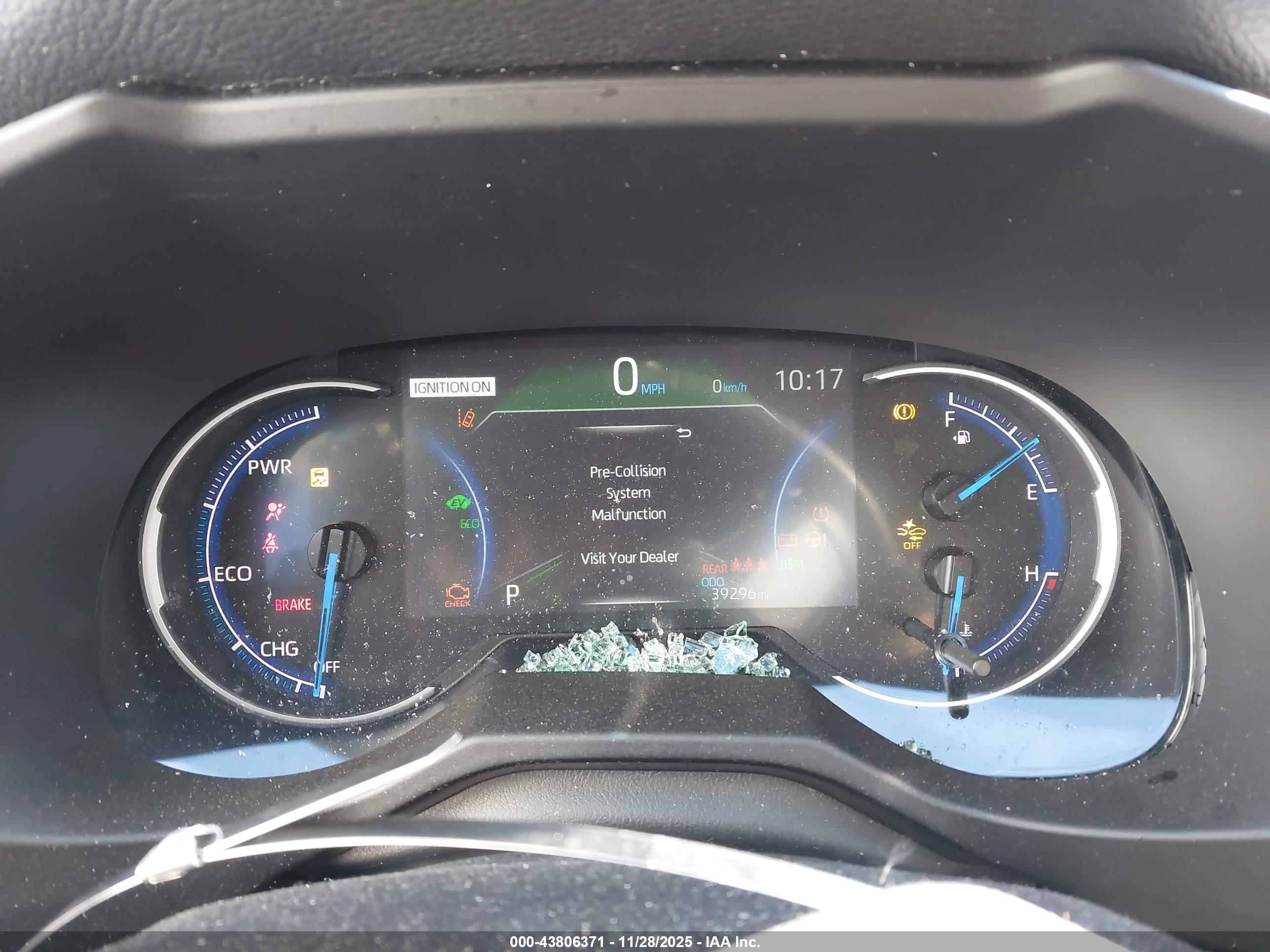 TOYOTA RAV4 image 7