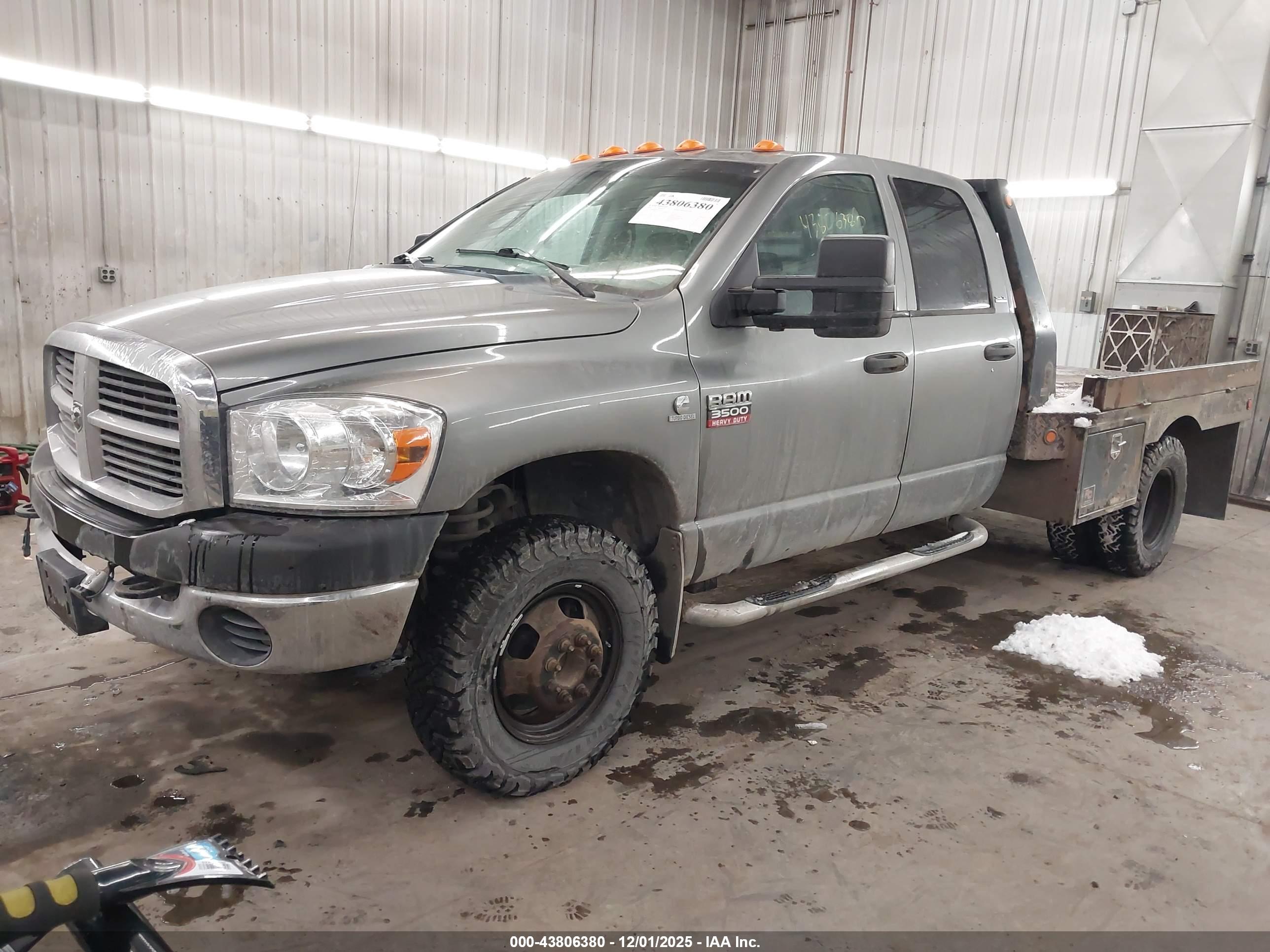 DODGE RAM image 2