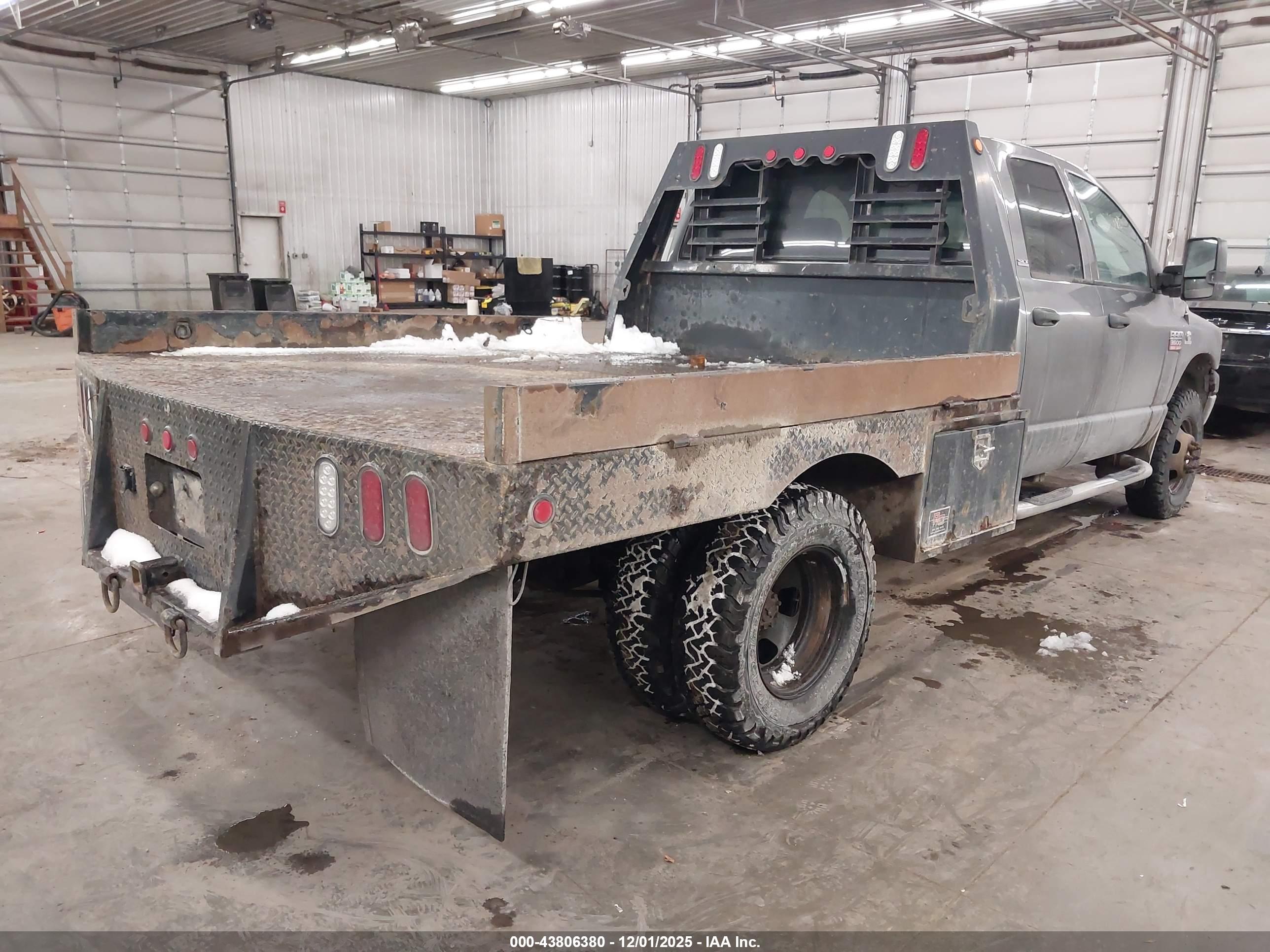 DODGE RAM image 4