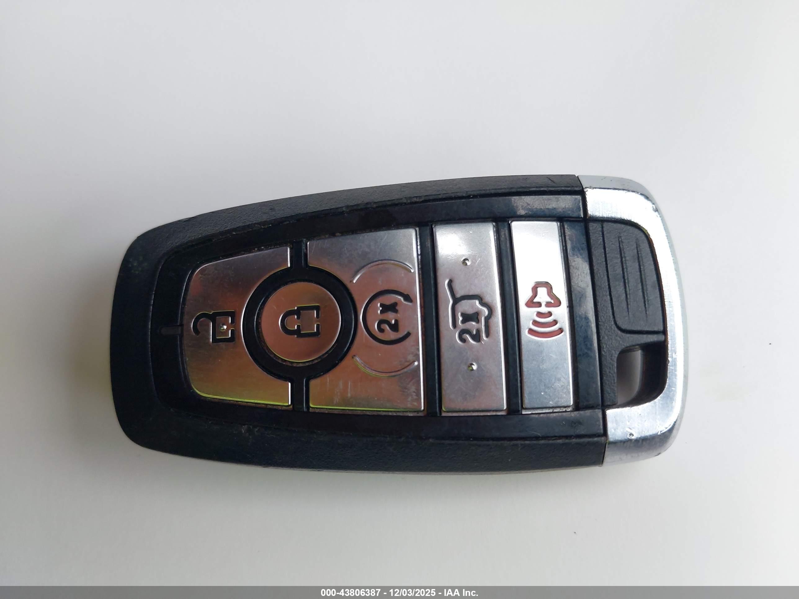 FORD ESCAPE image 11