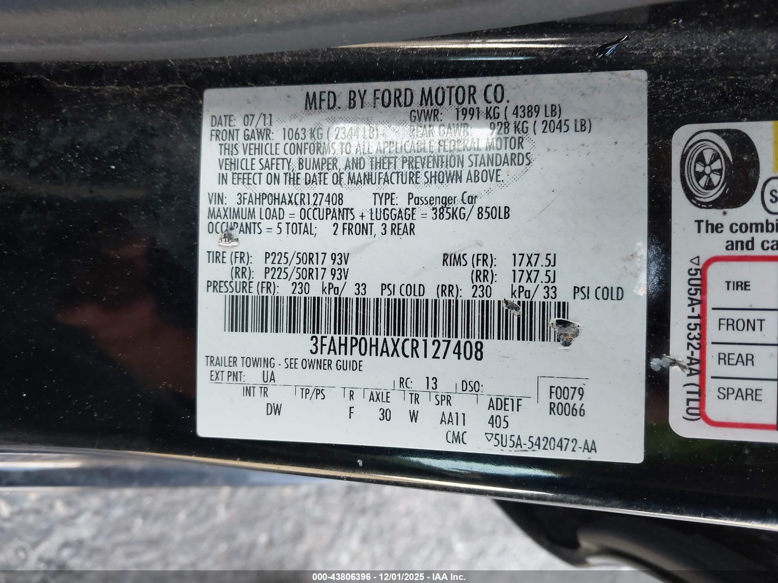 FORD FUSION image 9