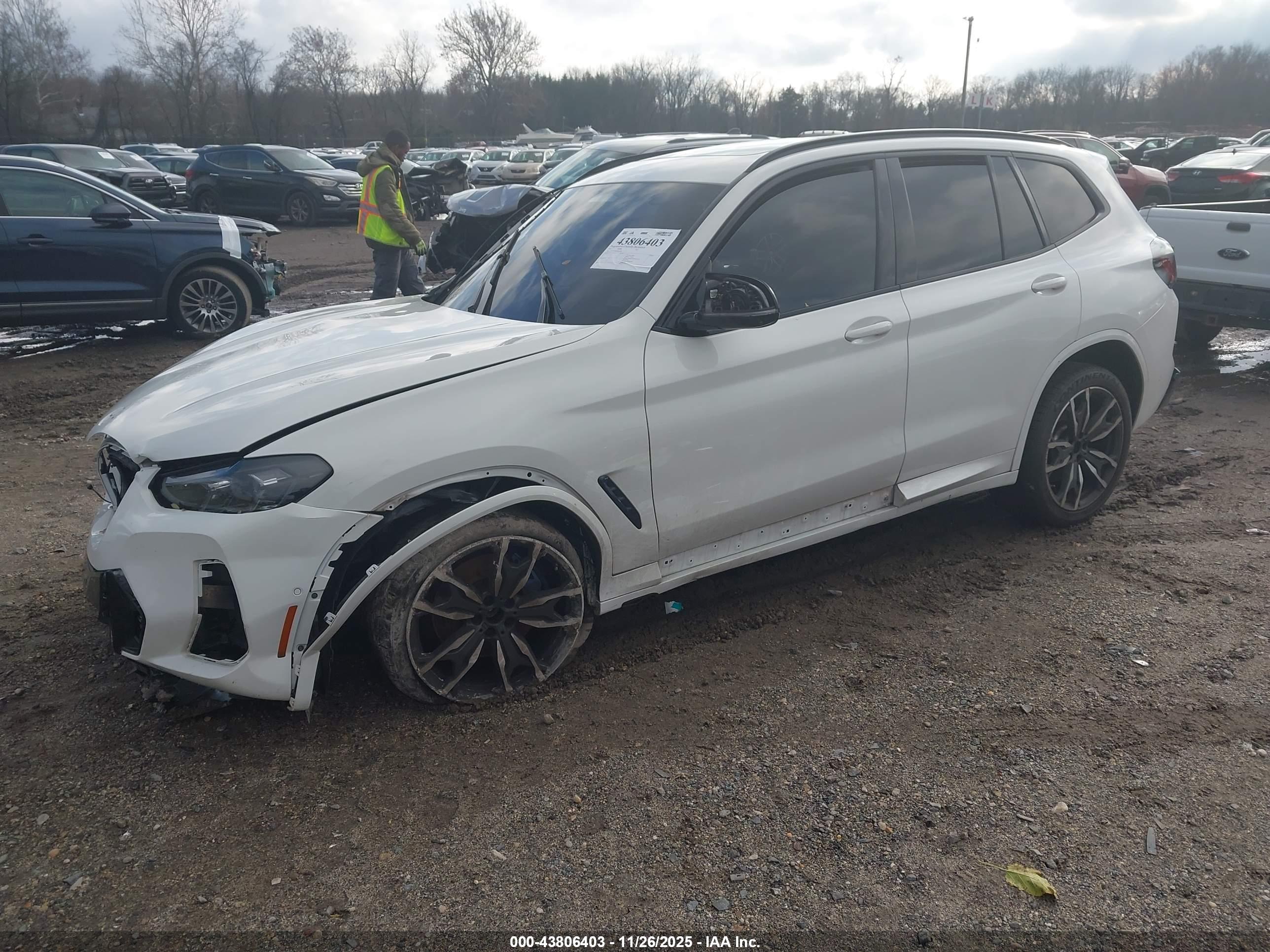 BMW X3 image 2