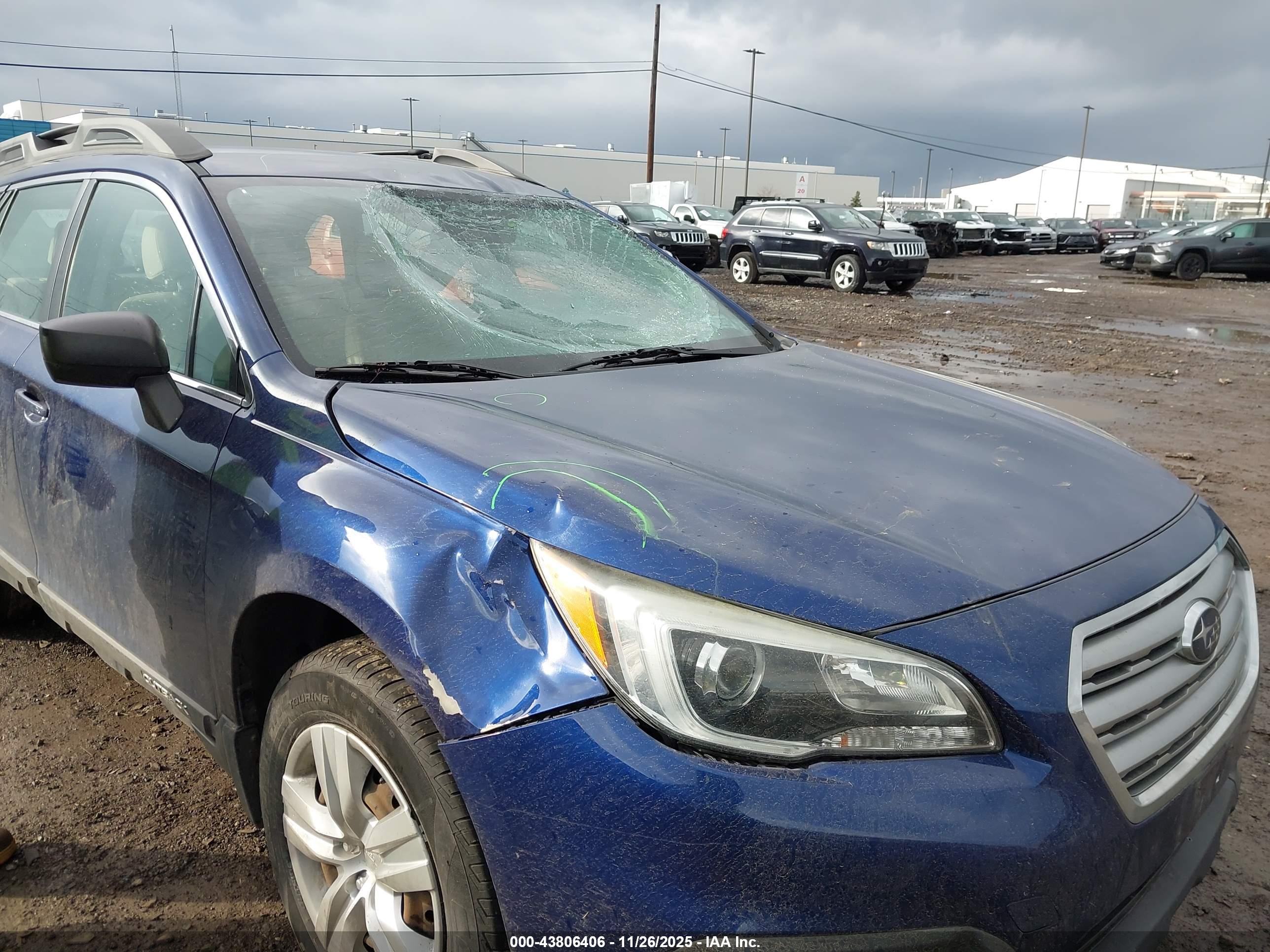 SUBARU OUTBACK image 6
