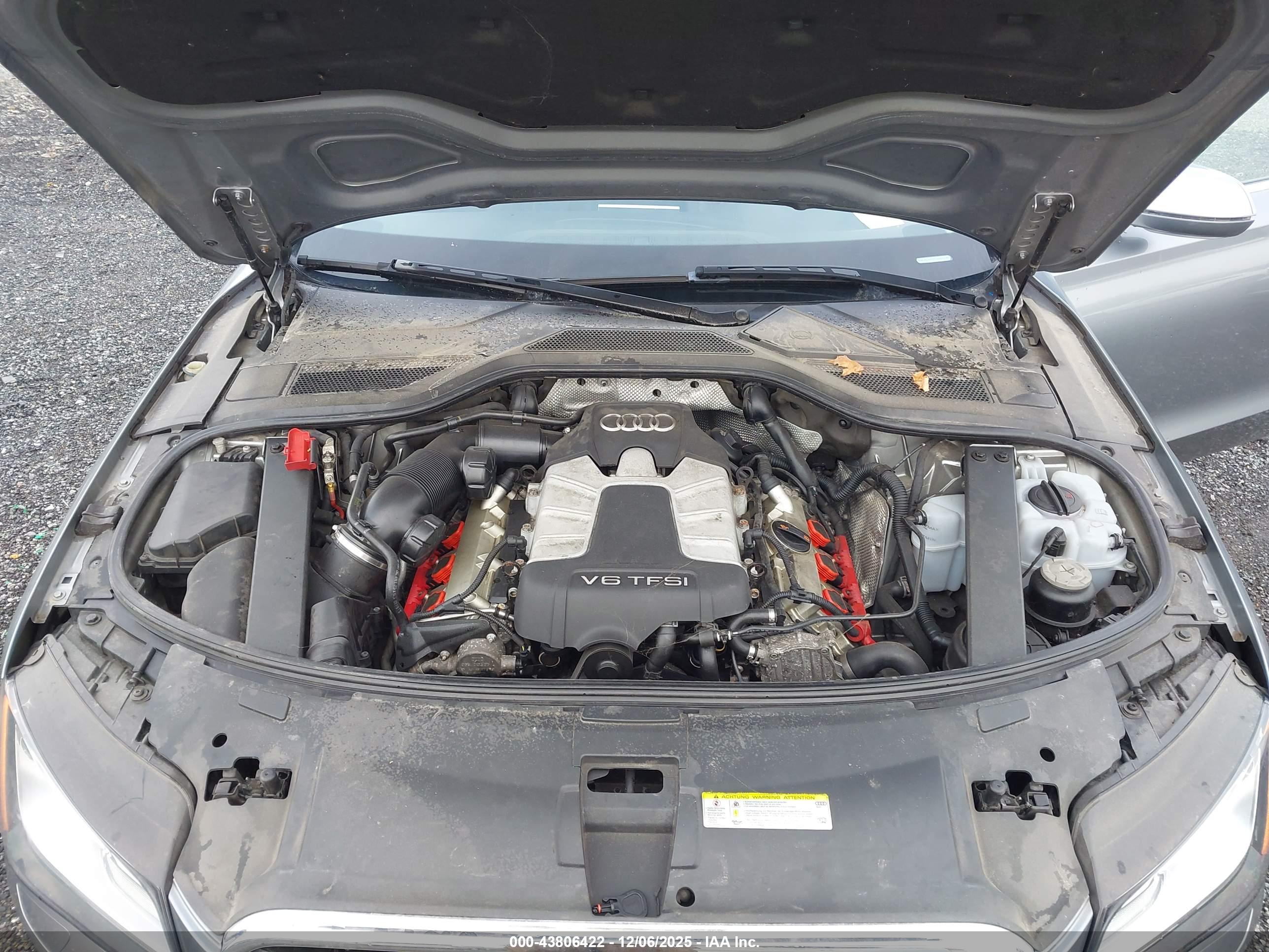 AUDI A8 image 10