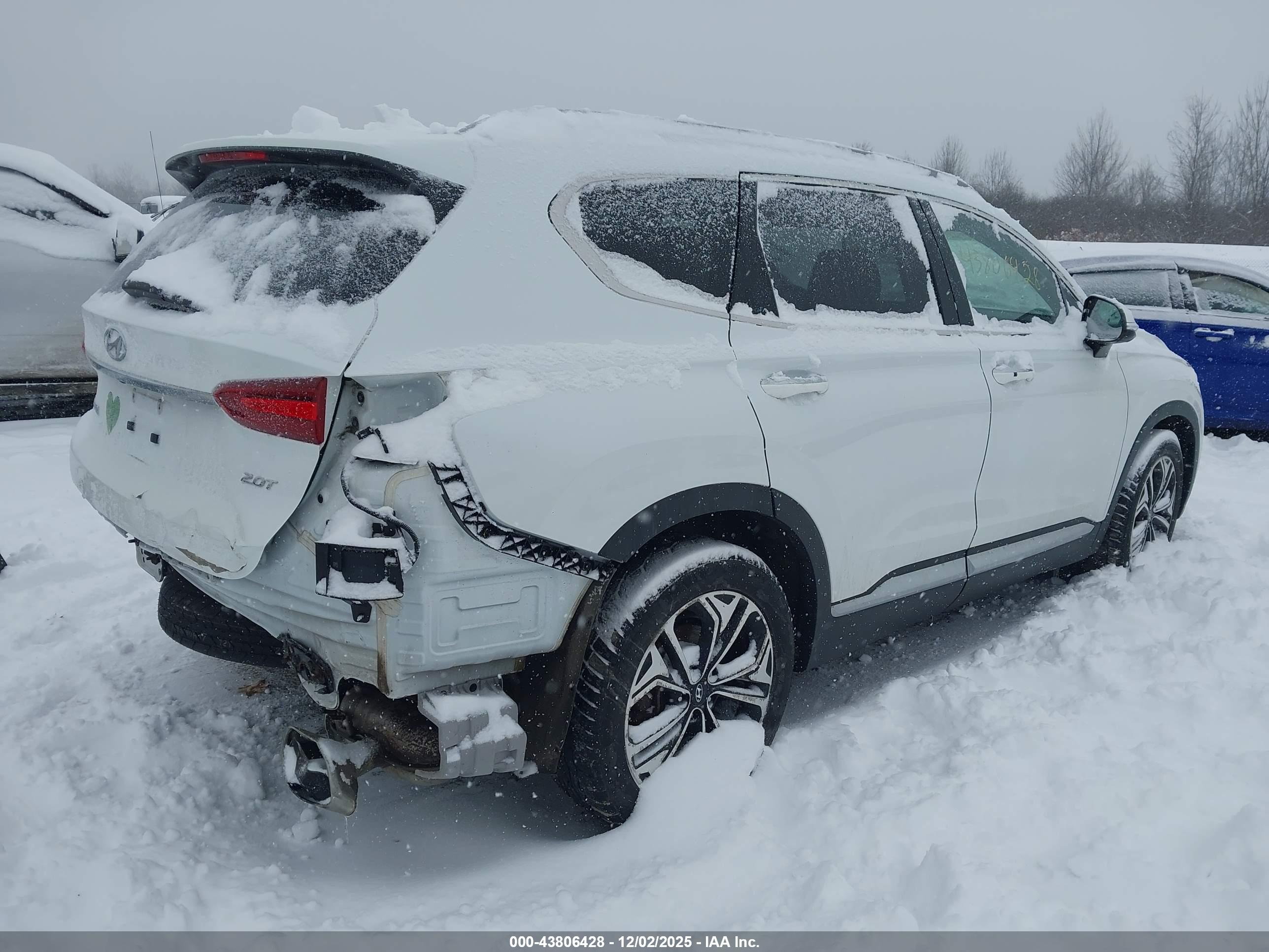 HYUNDAI SANTA image 4