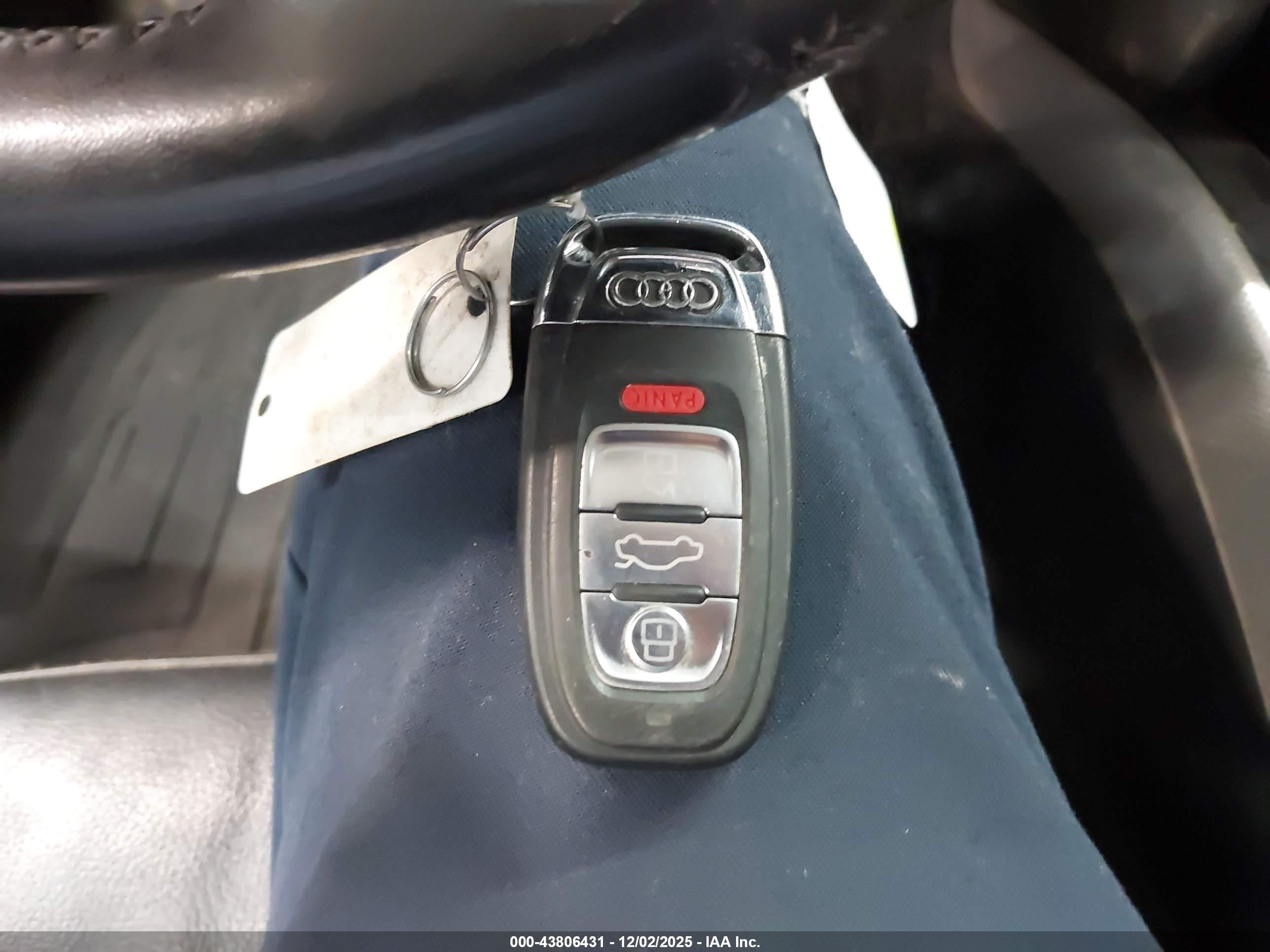 AUDI A4 image 11