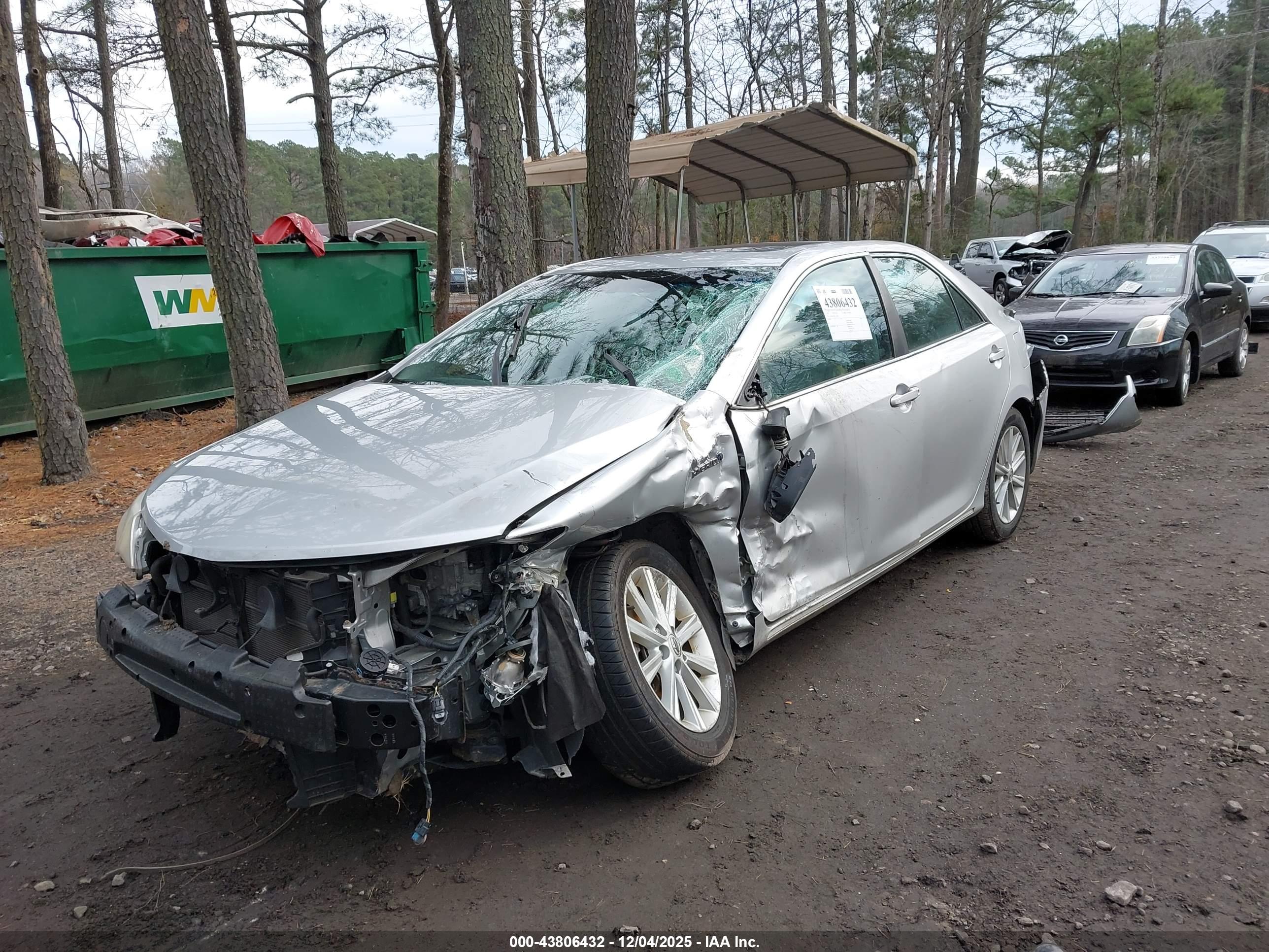 TOYOTA CAMRY image 6